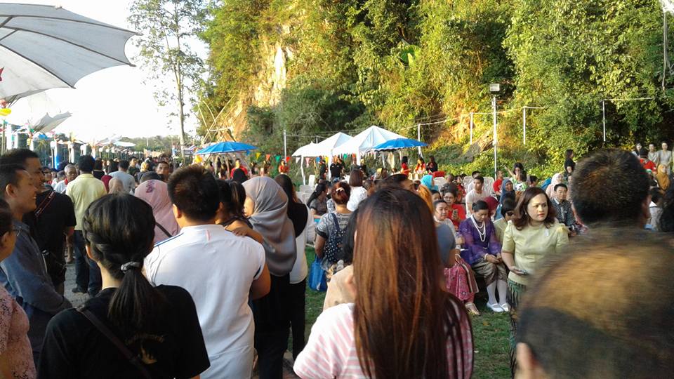 57235_บริเวณตลาด.jpg