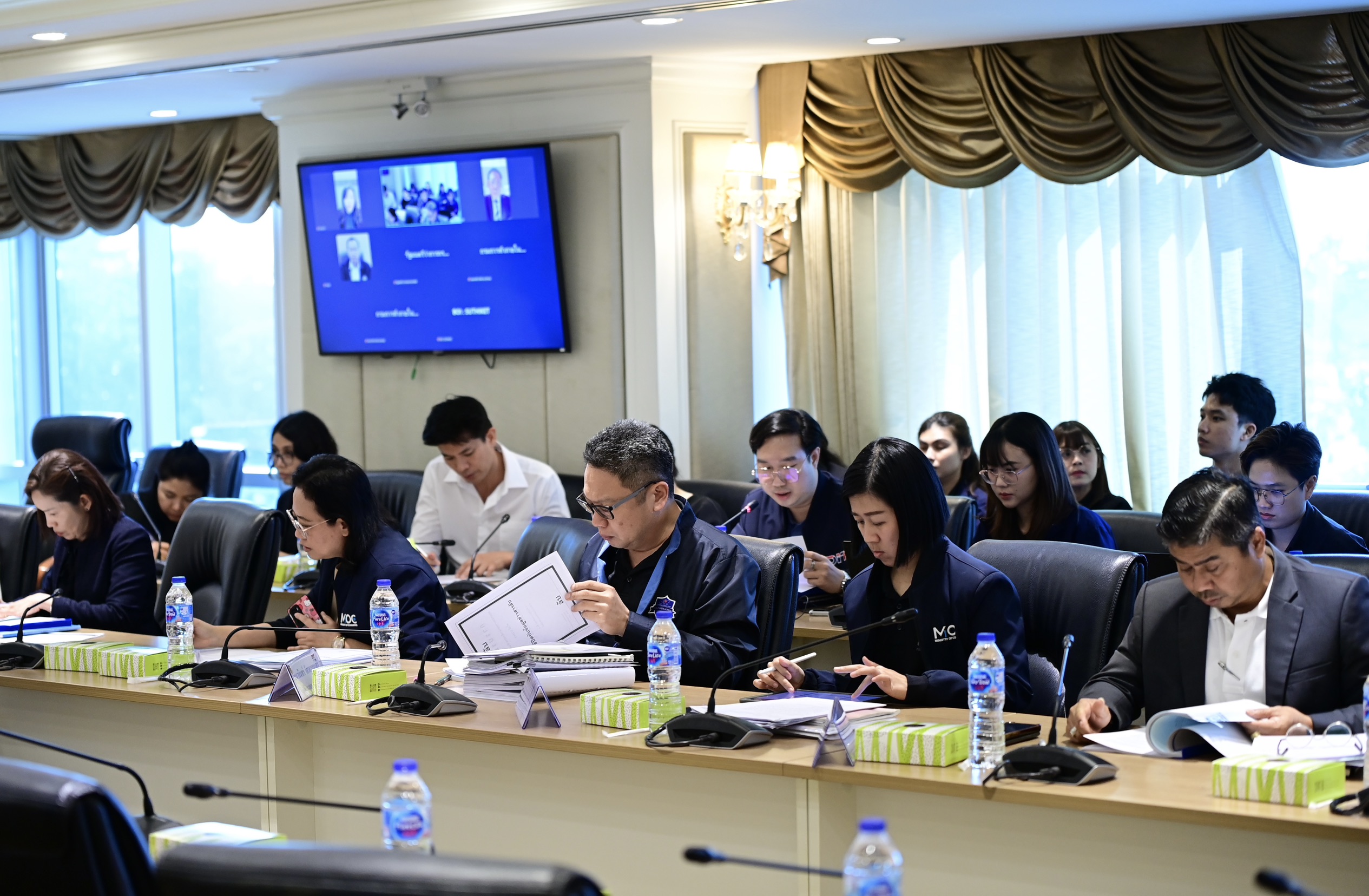 ข่าวเลขที่ 98/2569 “พาณิชย์” ยกระดับกำกับสินค้าควบคุม รับผลกระทบตะวันออกกลาง จ่อออกประกาศ กกร.ใช้ทันที (25 มีนาคม 2569)