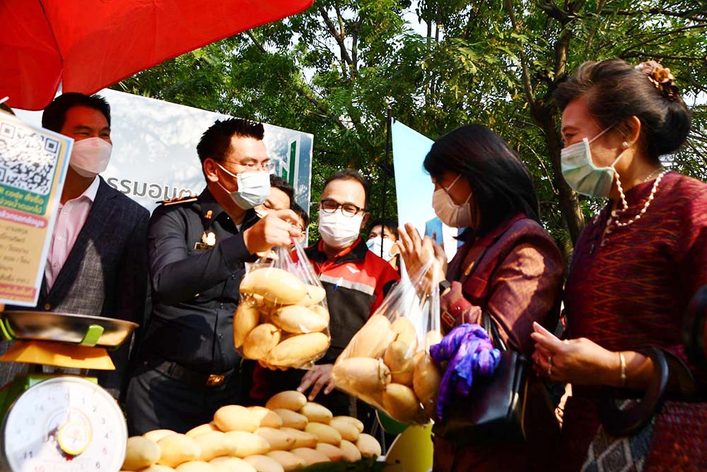 Kick off ความร่วมมือในการกระจายสินค้าเกษตร เพื่อช่วยเหลือเกษตรกร