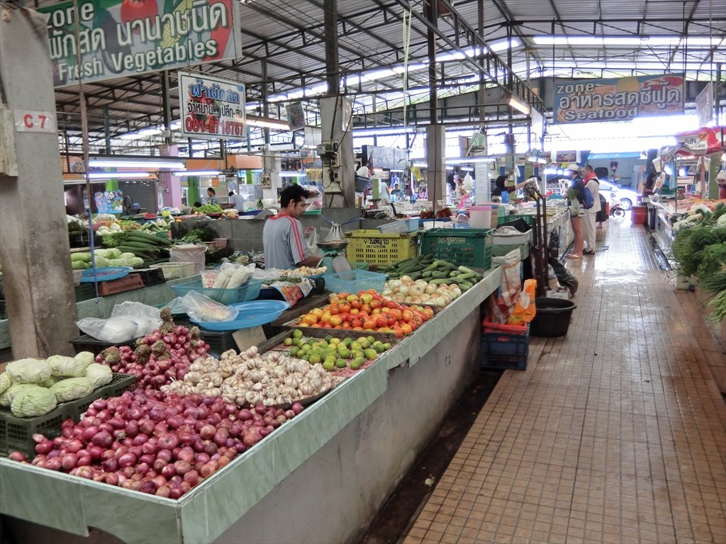 44502_ภายในตลาด 3.jpg