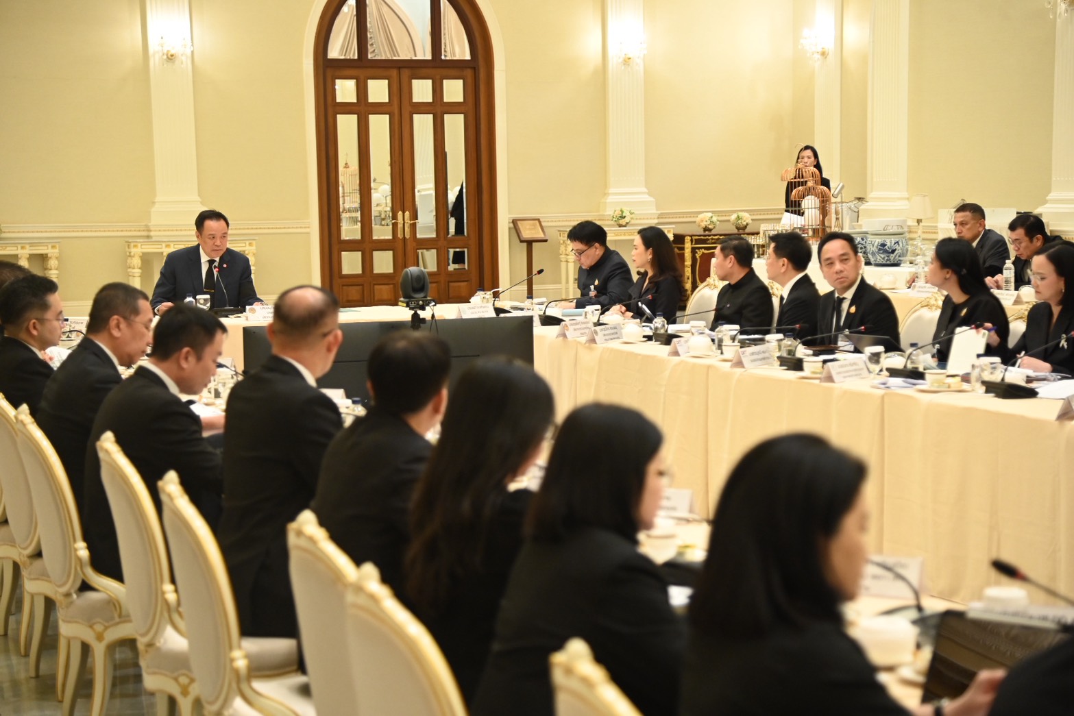 ข่าวเลขที่ 35/2569 นายกฯ อนุทินประชุม นบข. ปรับโครงสร้างข้าวไทยครั้งใหญ่ รับดีมานด์จีน–สิงคโปร์ หนุนราคา–เร่งดูดซับส่วนเกิน 3 ล้านตัน พร้อมดันข้าวประณีตสู่ตลาดพรีเมียม (18 พฤศจิกายน 2568)