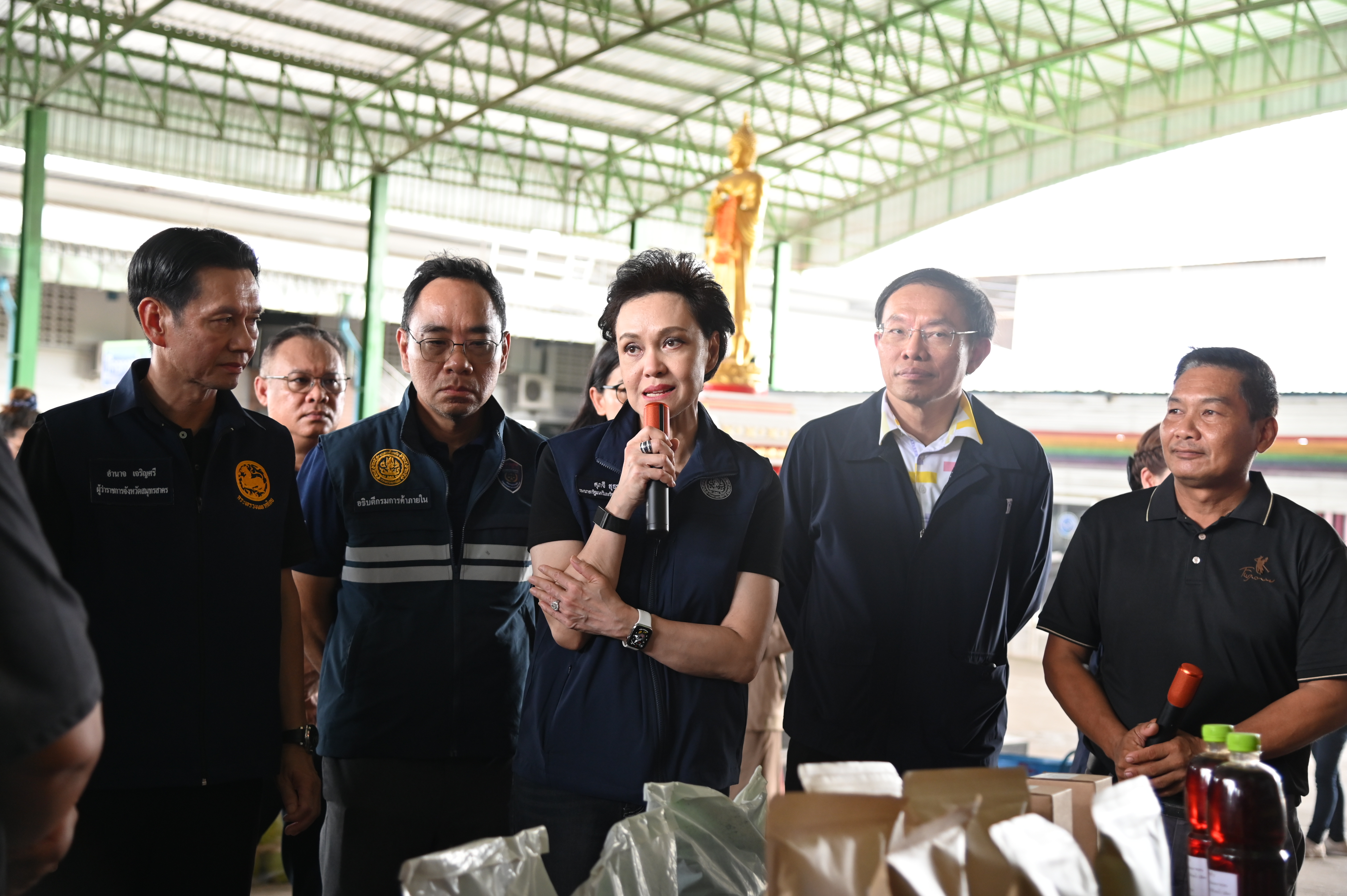 พาณิชย์ลงพื้นที่ติดตามสถานการณ์มะพร้าวน้ำหอม และความพร้อมในการตั้ง “ล้งชุมชน” 