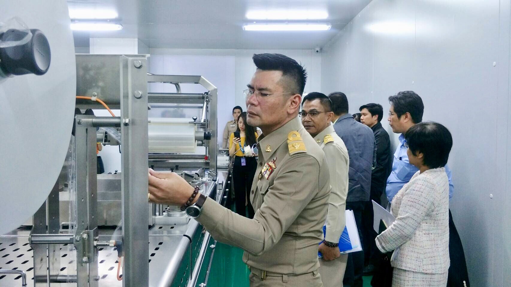 รองอธิบดีร่วมประชุมร่วมกับสายการบินและทีมนักวิจัยบรรจุภัณฑ์มหาวิทยาลัยธรรมศาสตร์