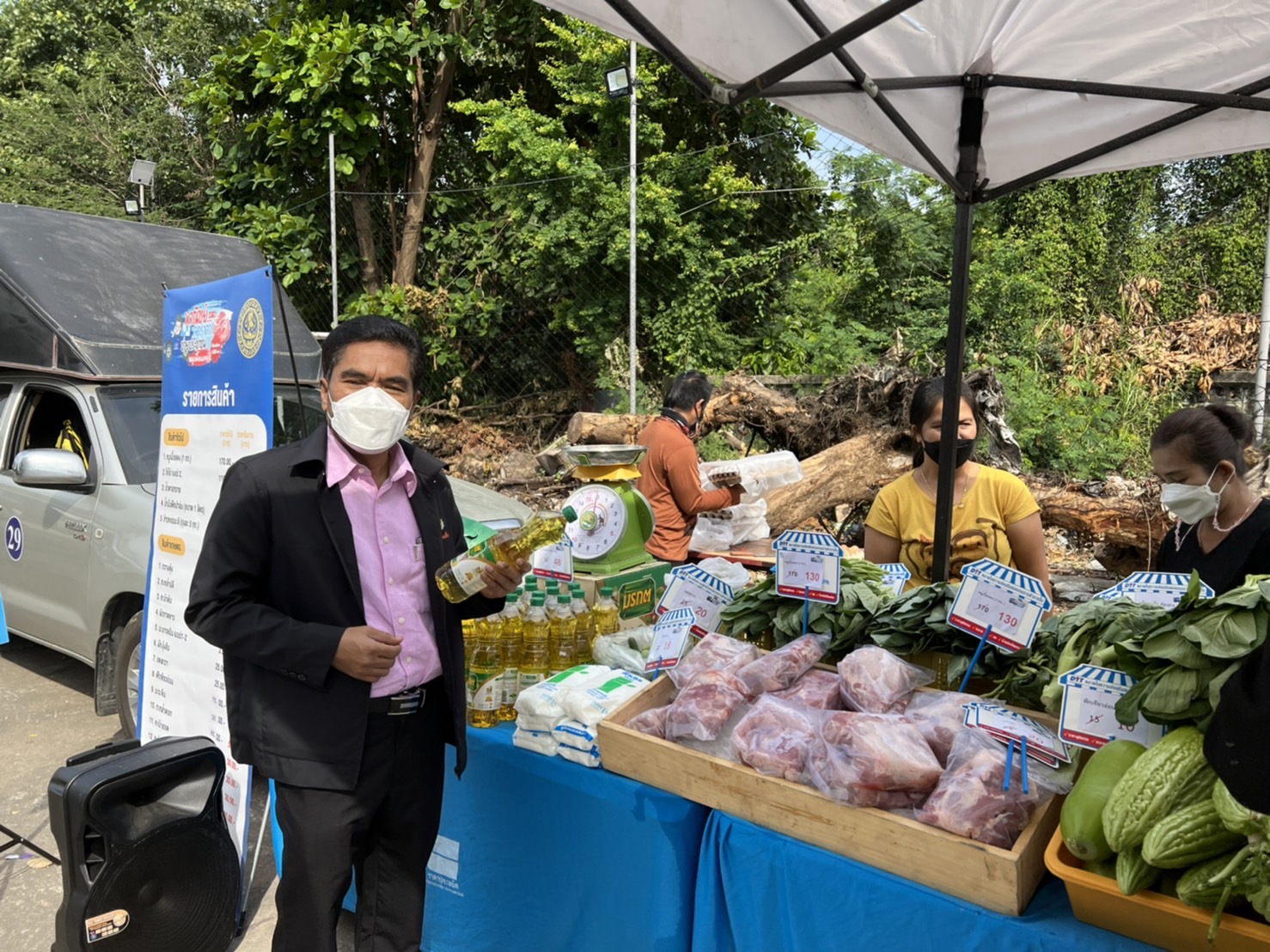  อธิบดีกรมการค้าภายในตรวจติดตามการจำหน่ายสินค้า Mobile พาณิชย์ ลดราคา ช่วยประชาชน