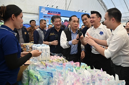  “พาณิชย์”จัดงานธงฟ้าราคาประหยัด  ช่วยลดค่าครองชีพพี่น้องประชาชน