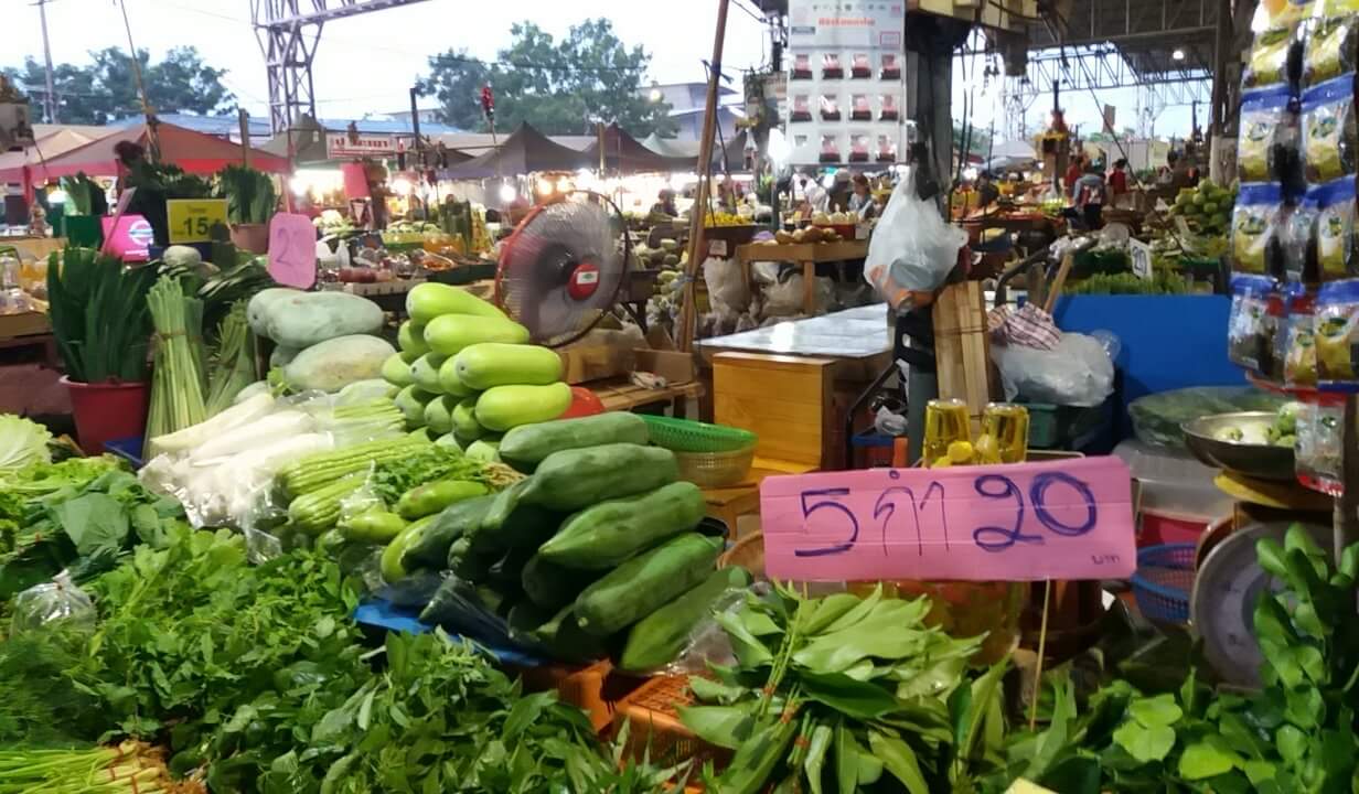 22684_แผงค้า ผัก.jpg