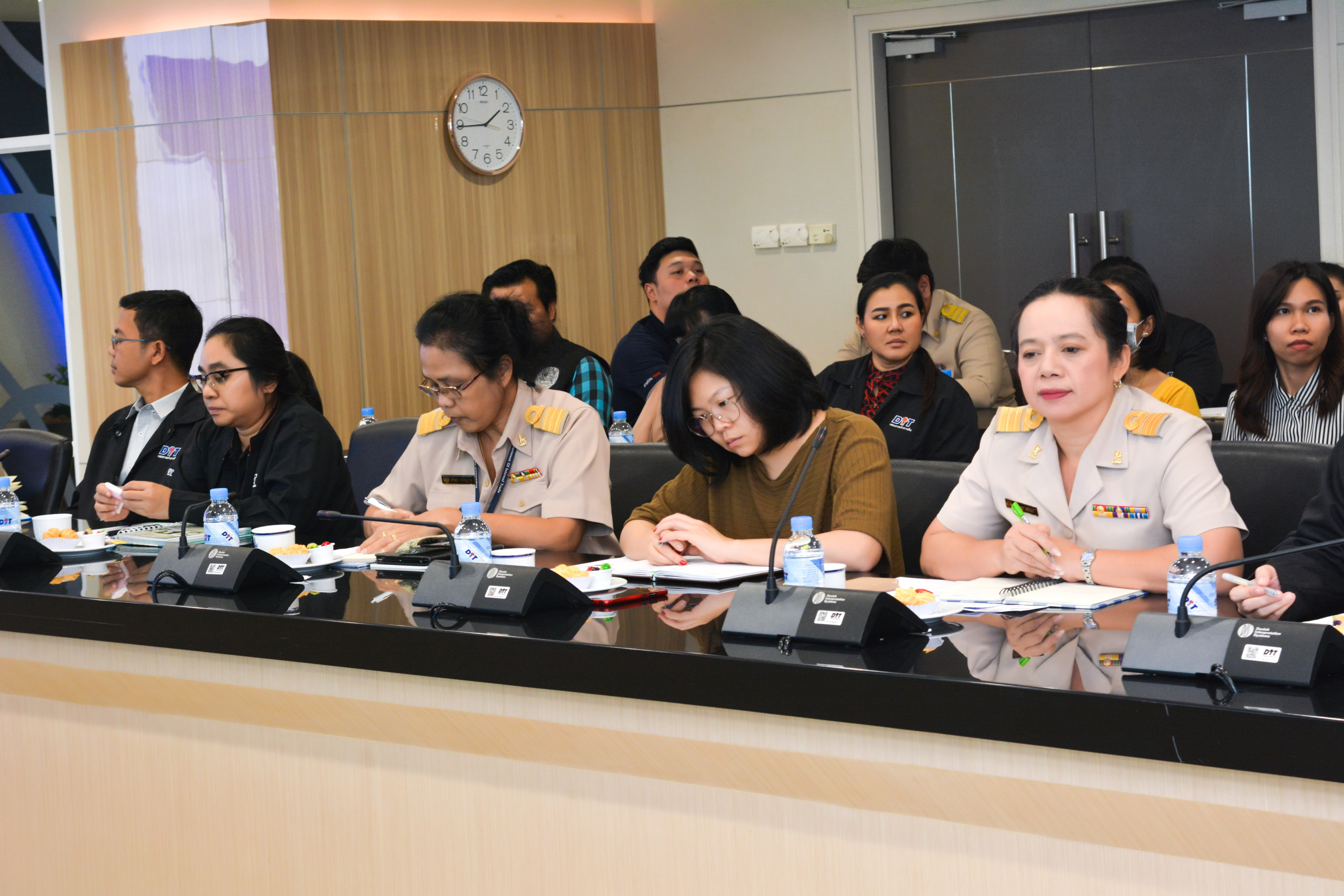 การประชุมการตรวจสอบตามพระราชบัญญัติว่าด้วยราคาสินค้าและบริการ
