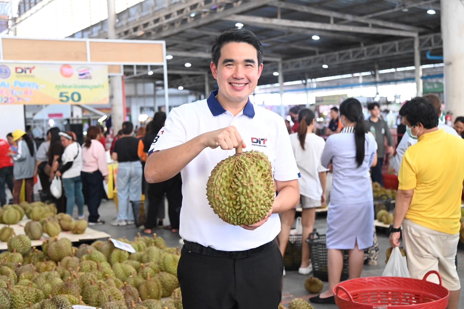กรมการค้าภายใน จับมือ ตลาดเยสบางพลี จัดหนัก “Thai Fruit Festival 2025 by DIT” ขายผลไม้คุณภาพดี ส่งตรงจากสวน ในราคาสุดพิเศษ!