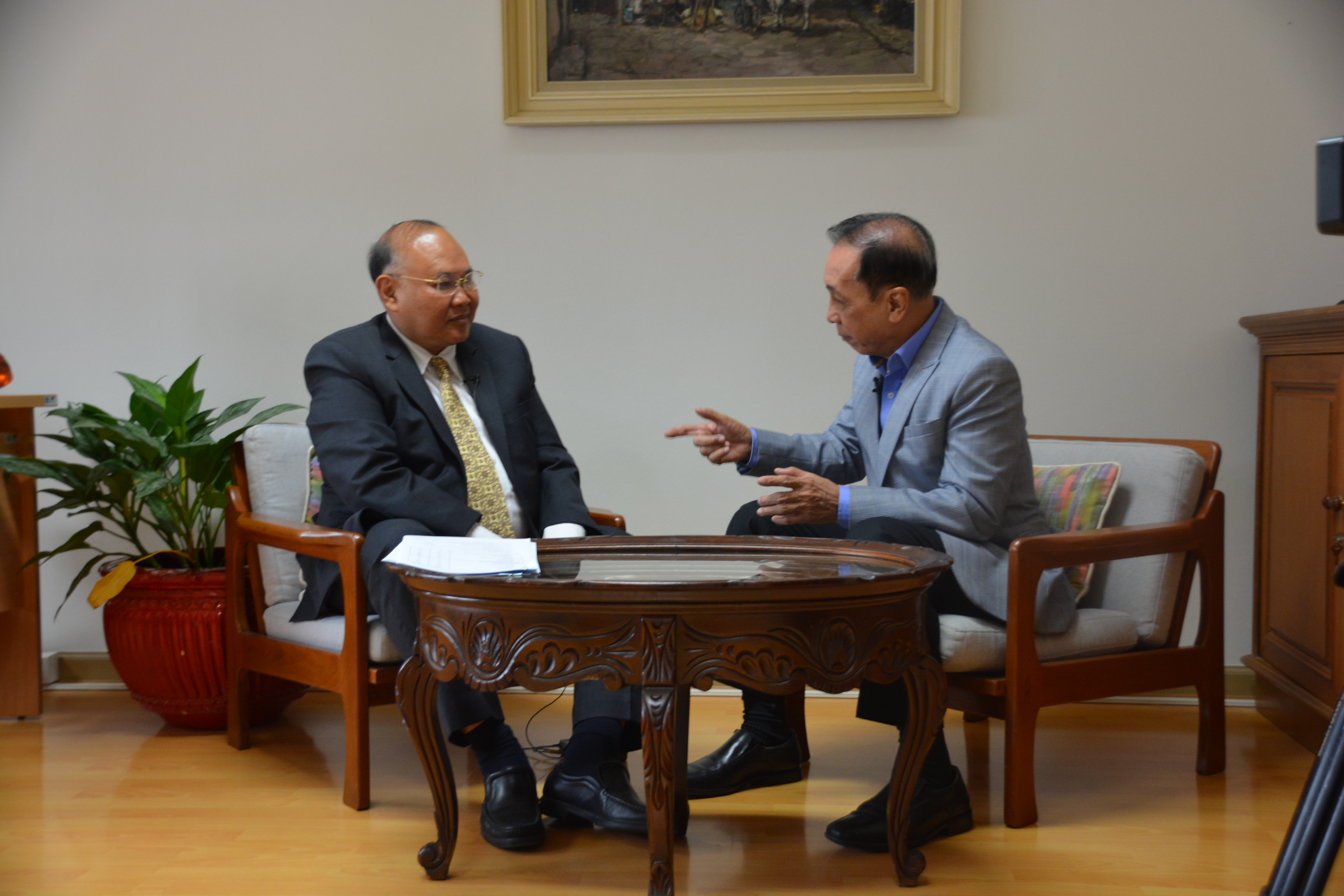 รองอธิบดีกรมการค้าภายใน ให้สัมภาษณ์ในรายการ “ประเด็นดังหลังข่าว” 
