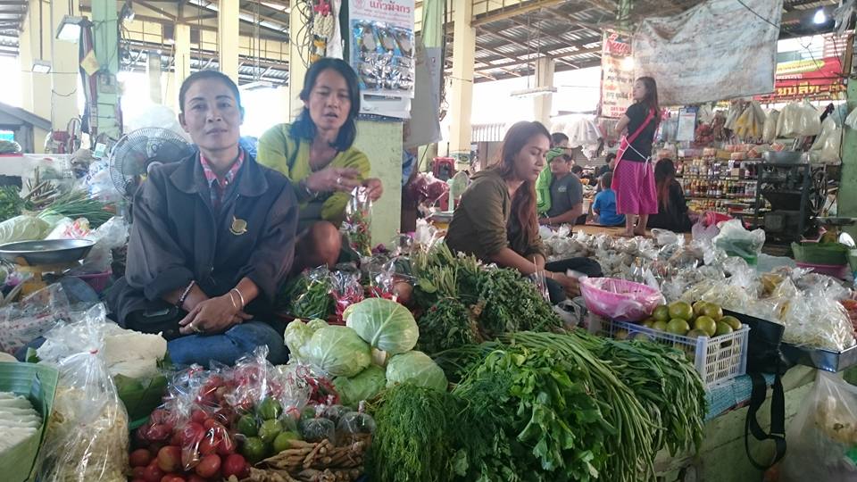 33777_แผงค้า ผัก.jpg