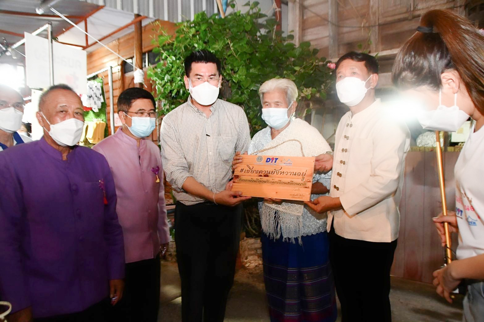 กรมการค้าภายใน ชวนเที่ยวตลาดต้องชม หวังกระตุ้นเศรษฐกิจ พร้อมเปิดหมู่บ้านทำมาค้าขายแห่งใหม่