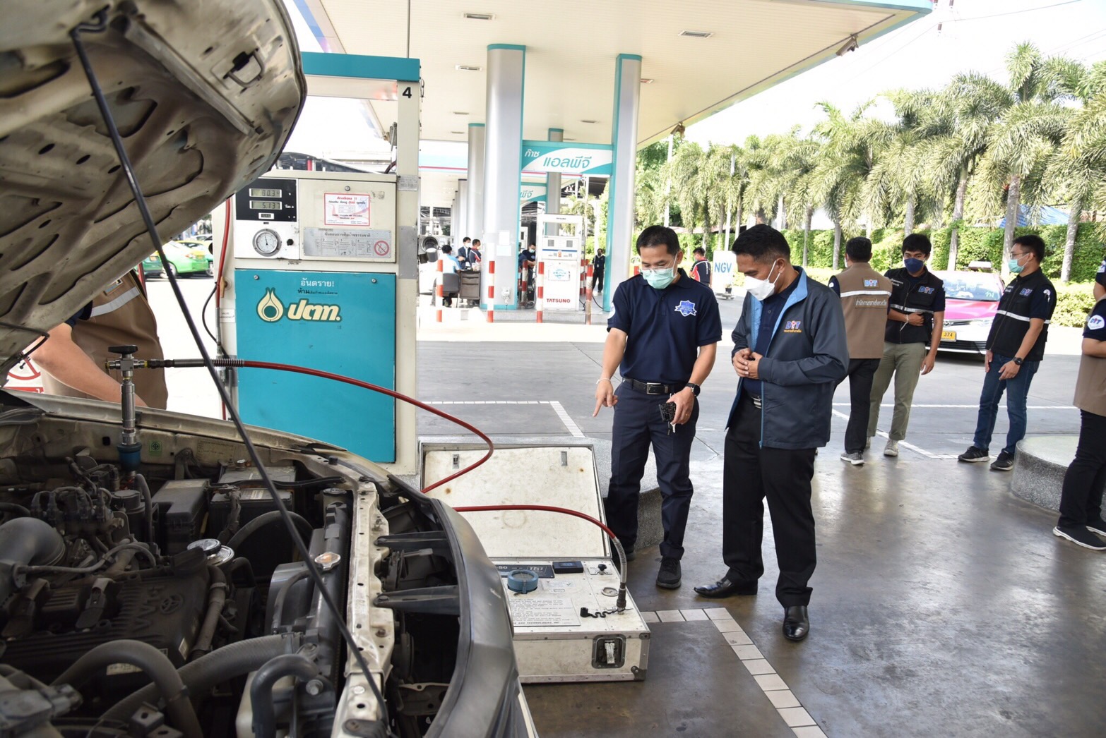 ตรวจติดตามตรวจติดตามความถูกต้องของสถานีบริการน้ำมัน ก๊ซ LPG และ NGV ก่อนปีใหม่