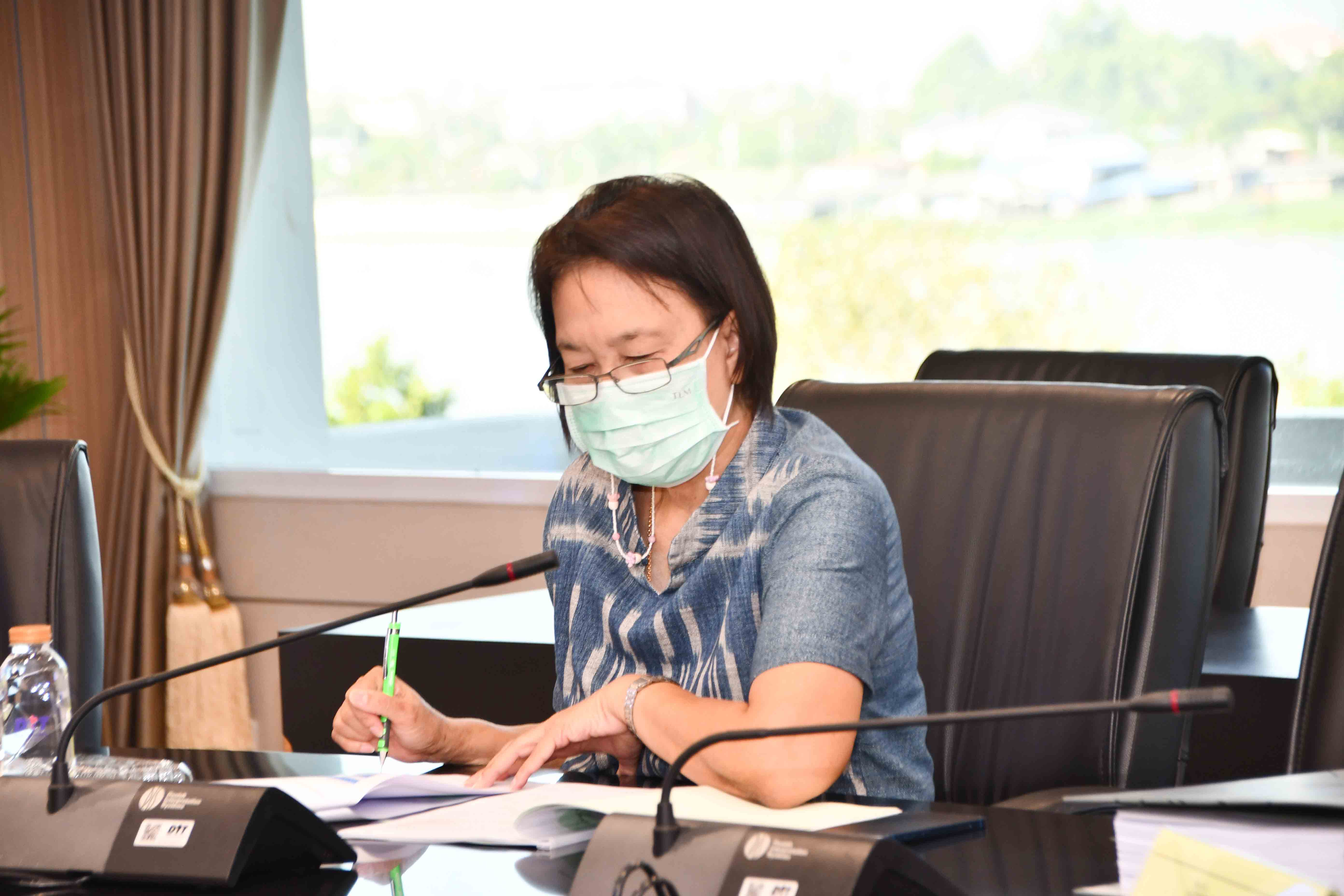 การประชุมคณะทำงานตรวจสอบเอกสารหลักฐานการขอรับเงินชดเชยดอกเบี้ยในการเก็บสต๊อกมันสำปะหลัง