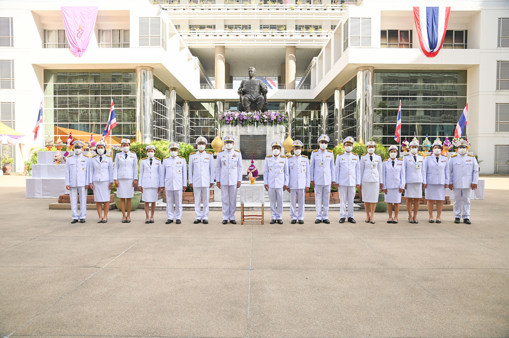 พิธีวางพานพุ่ม เนื่องในวันกิติยากร