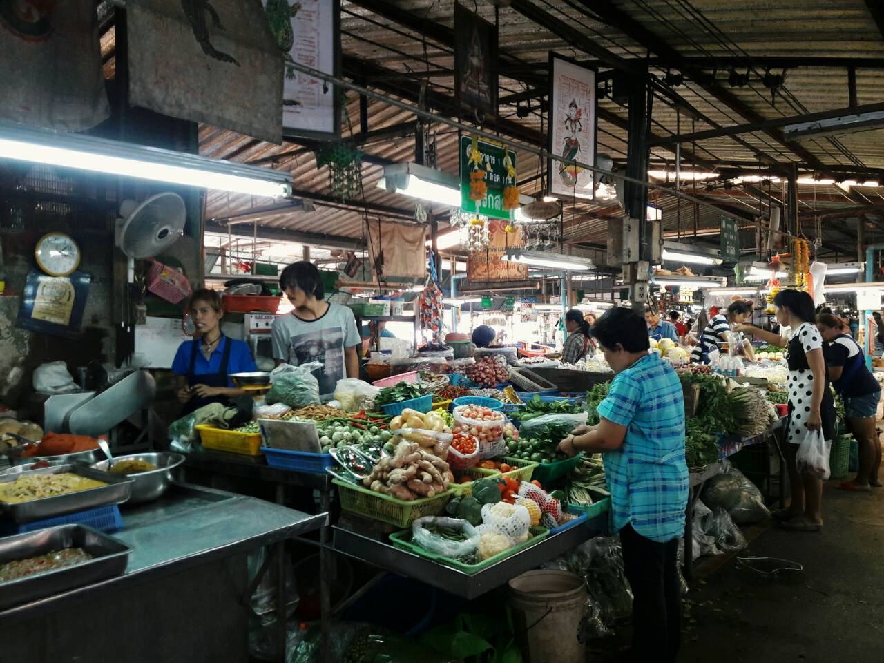 11379_บริเวณภายในตลาด.jpg