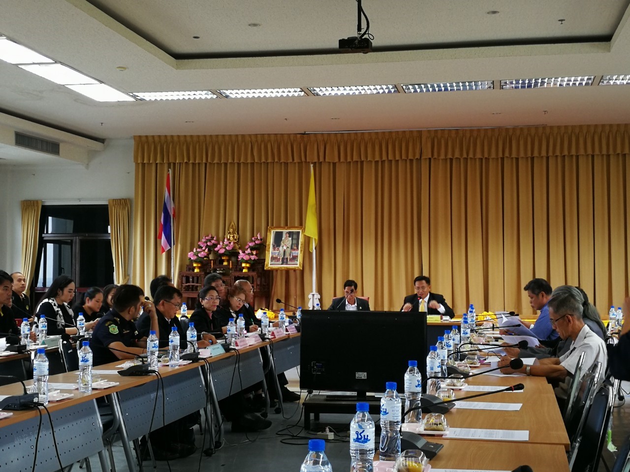 การประชุมหารือ “แนวทางการแก้ไขปัญหาเรื่องมะพร้าวทั้งระบบ”