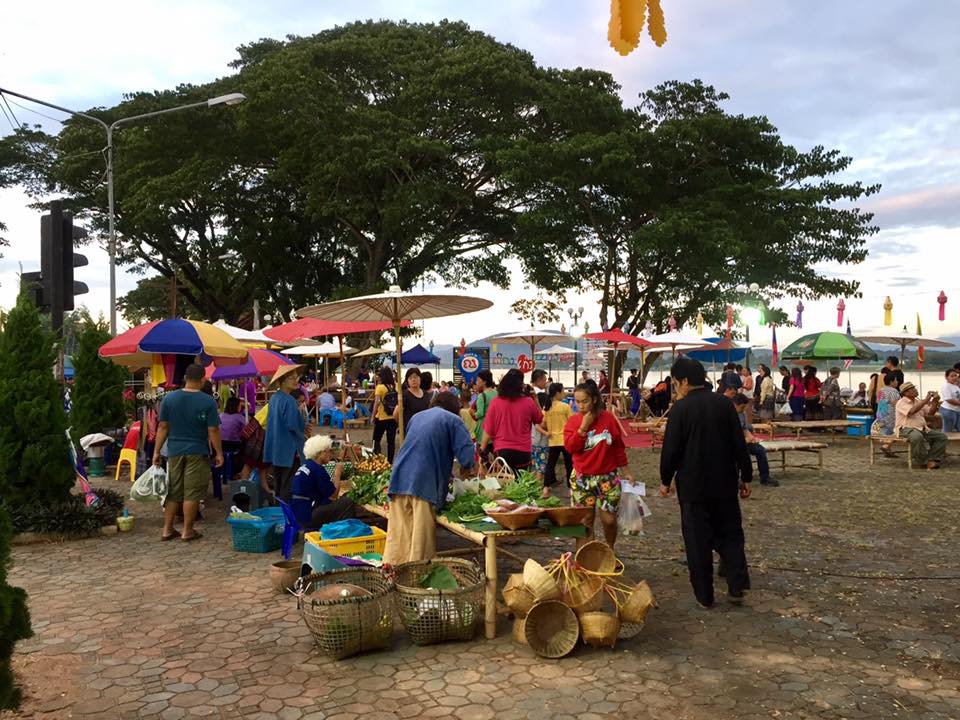 67750_บริเวณตลาด.jpg