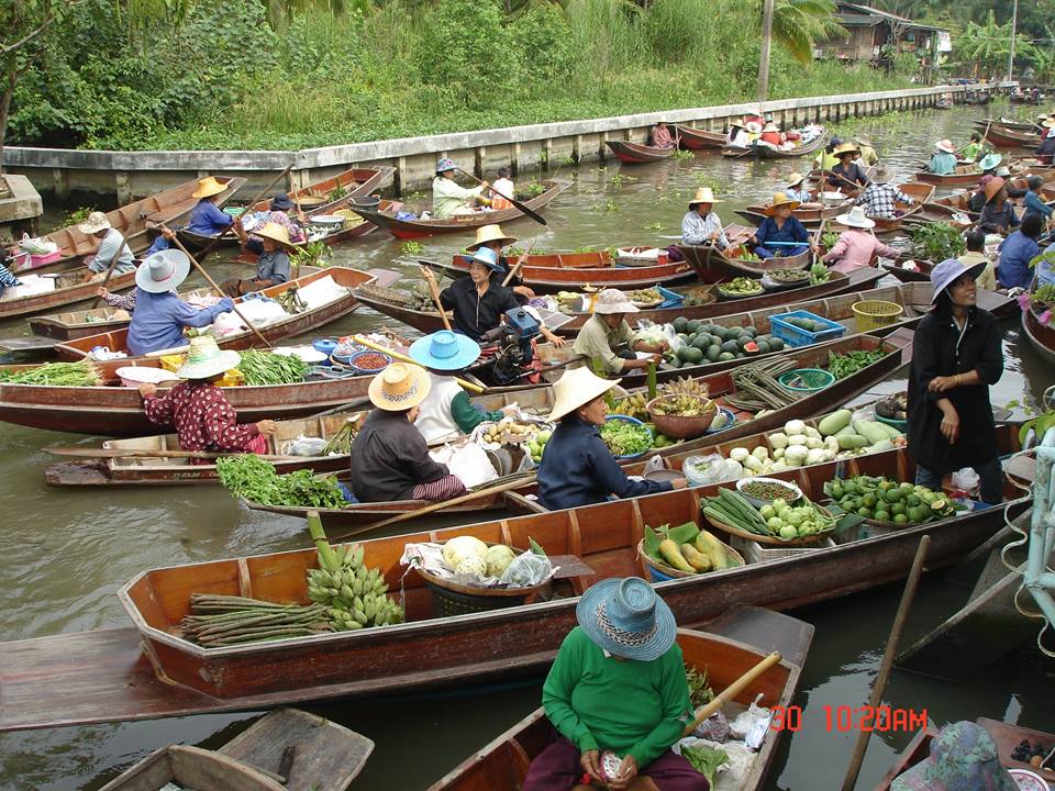 67830_บริเวณตลาด.jpg