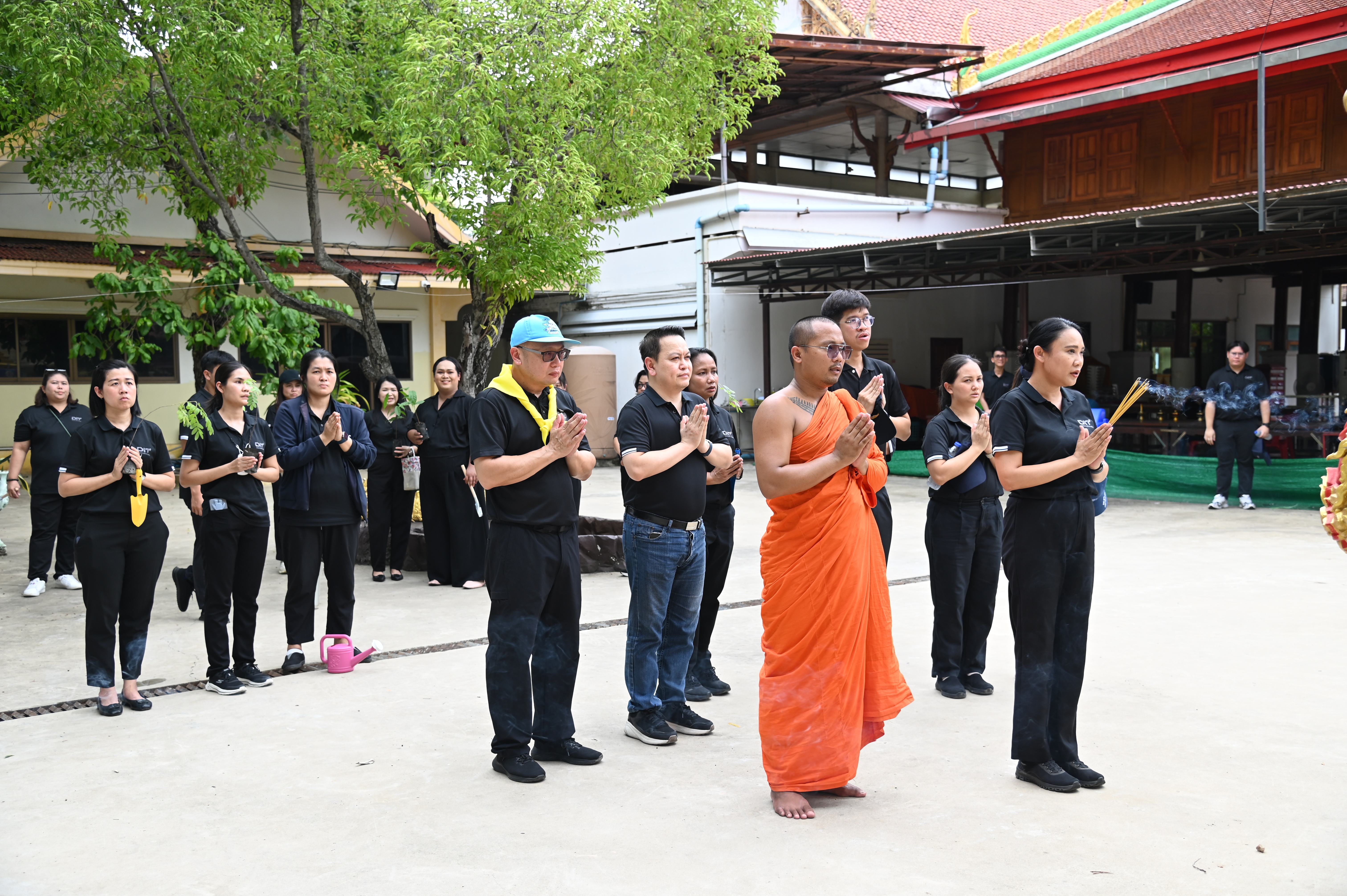 DIT จัดกิจกรรม  “ร้อยรักรวมใจ ปลูกต้นไม้ถวายพระพันปีหลวง”
