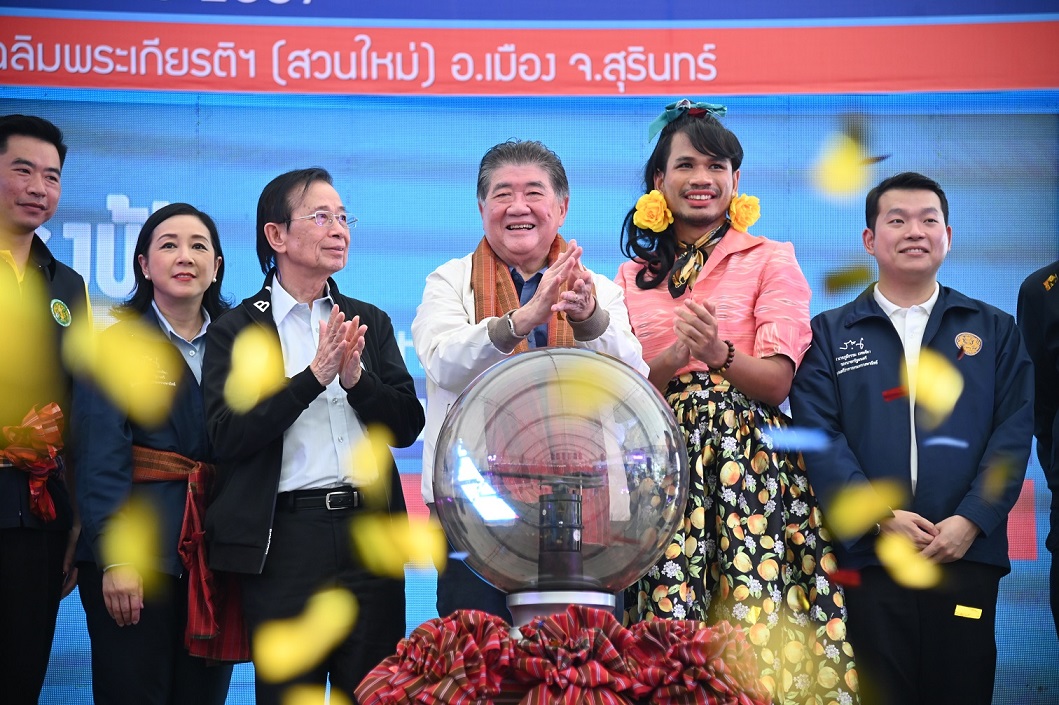 พาณิชย์ ลุย จัดธงฟ้าราคาประหยัด ลดภาระค่าครองชีพ ขยายโอกาสให้ผู้ประกอบธุรกิจ