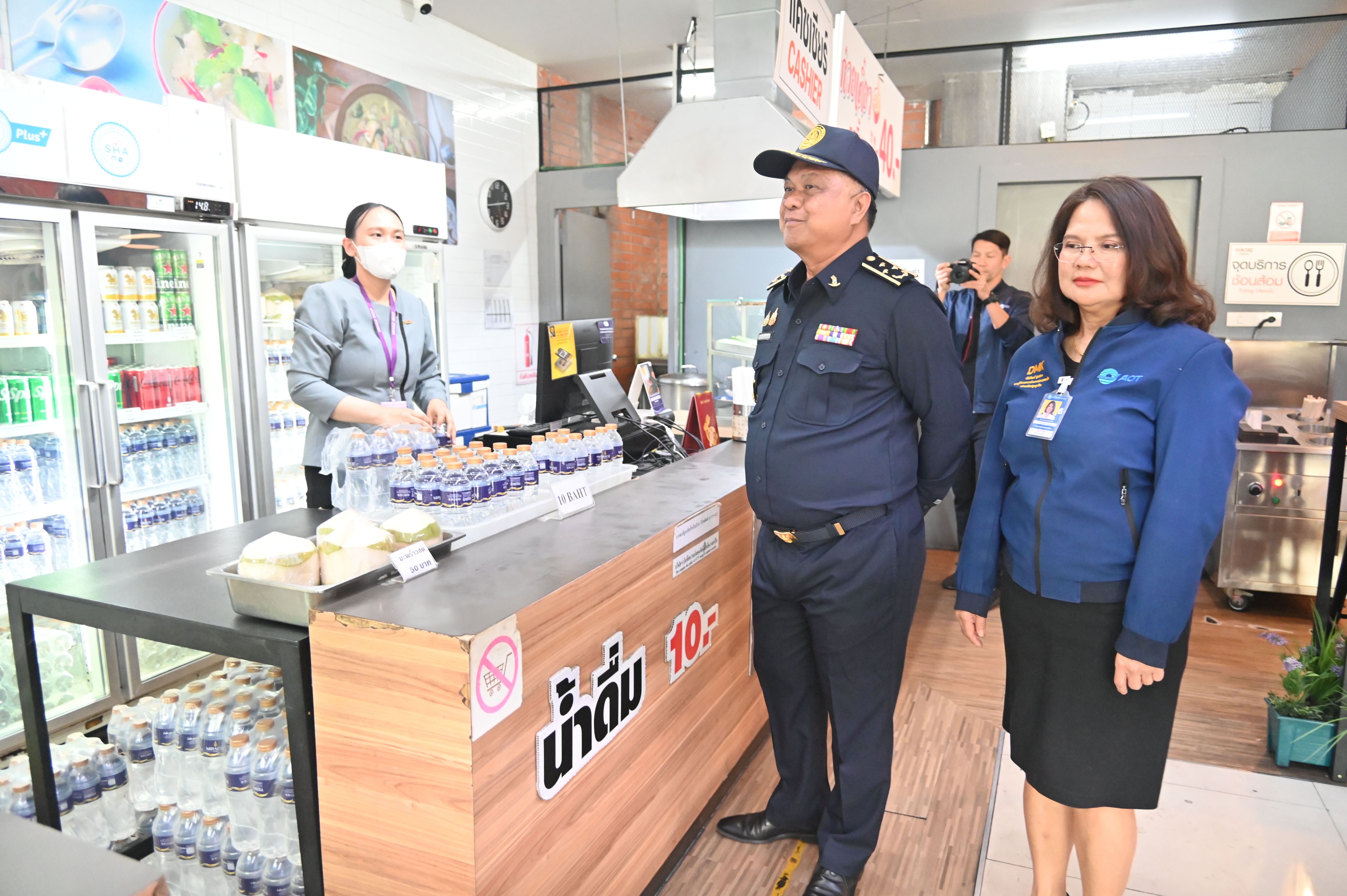 ข่าวเลขที่ 110/2569 กรมการค้าภายในดูแลราคาสินค้า-ค่าบริการรับสงกรานต์ 2569  เน้นย้ำ ห้ามฉวยโอกาสขึ้นราคา แนะประชาชนพบแจ้ง 1569 (9 เมษายน 2569)