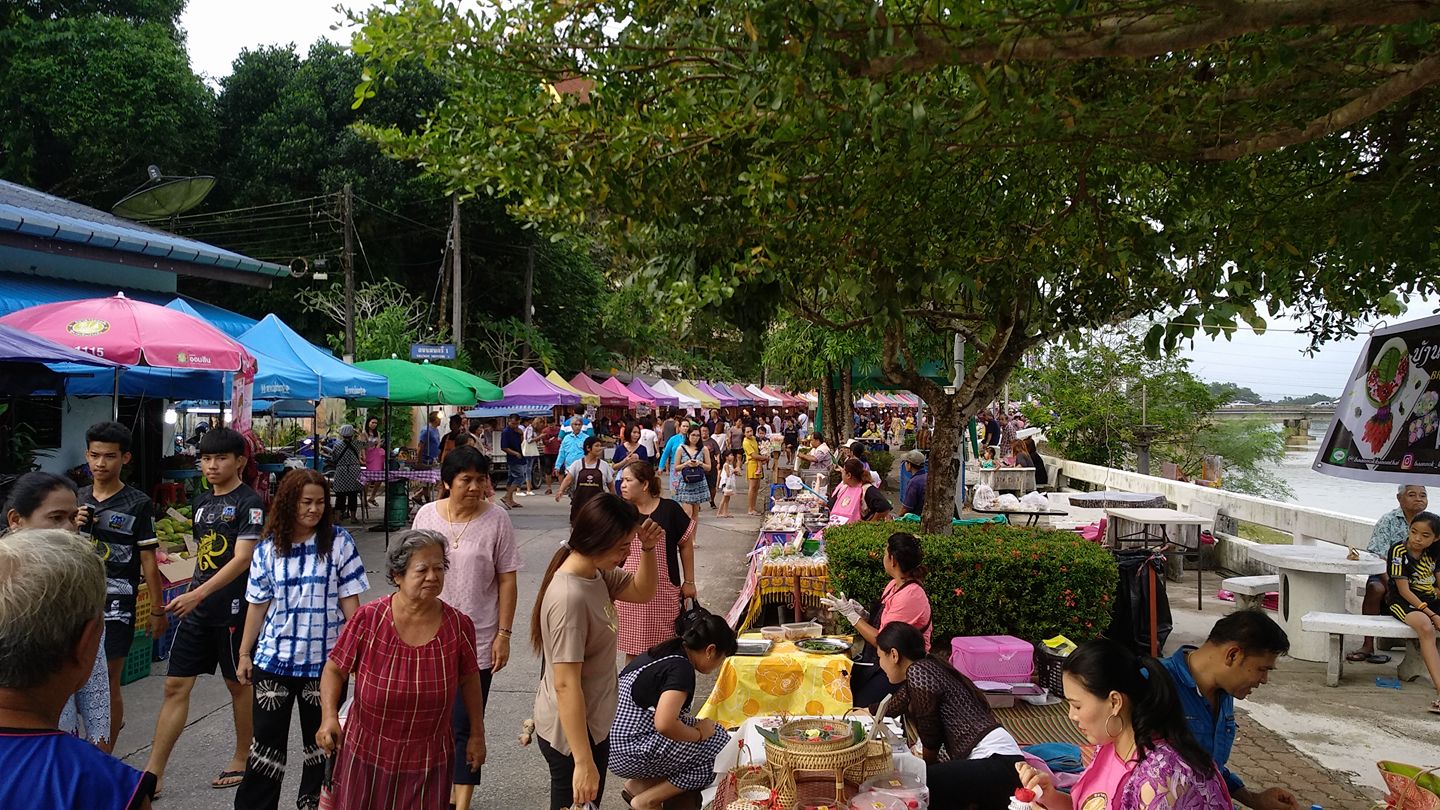 67611_บริเวณตลาด.jpg