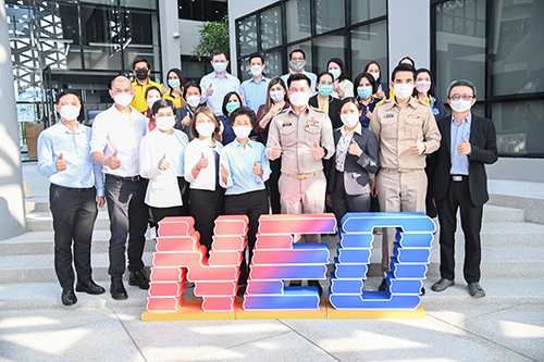 พาณิชย์เยี่ยมชมโรงงาน Neo Factory