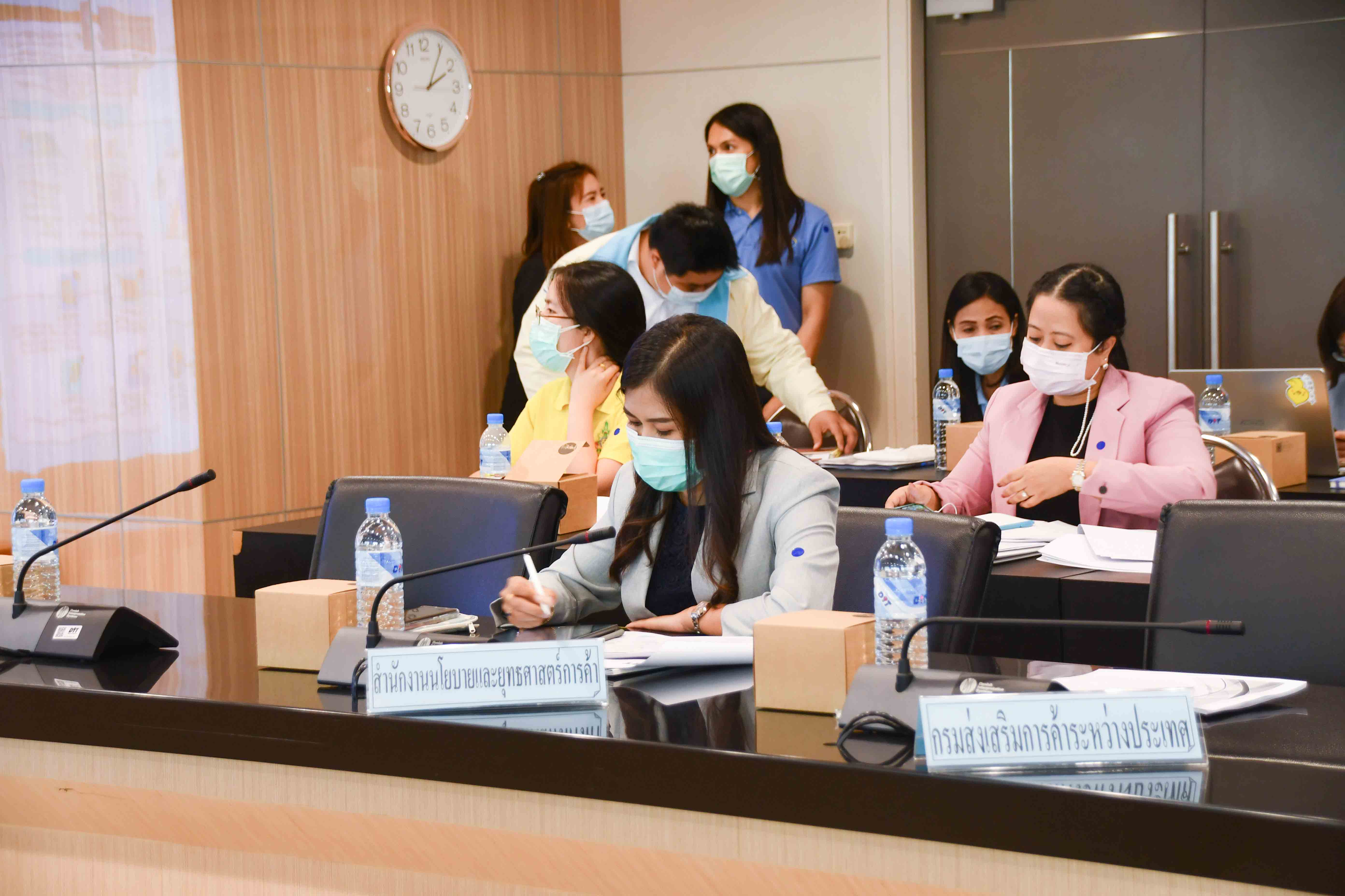 การประชุมคณะอนุกรรมการขับเคลื่อนการพัฒนาคนและผลิตภัณฑ์ให้ตรงตามความต้องการของตลาด