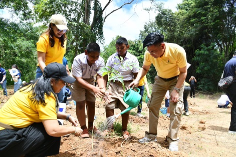 กรมการค้าภายใน โอสถสภา ร่วมทำกิจกรรม “ต้นกล้าจิตอาสา รวมพลังรักษ์มรดกโลก”