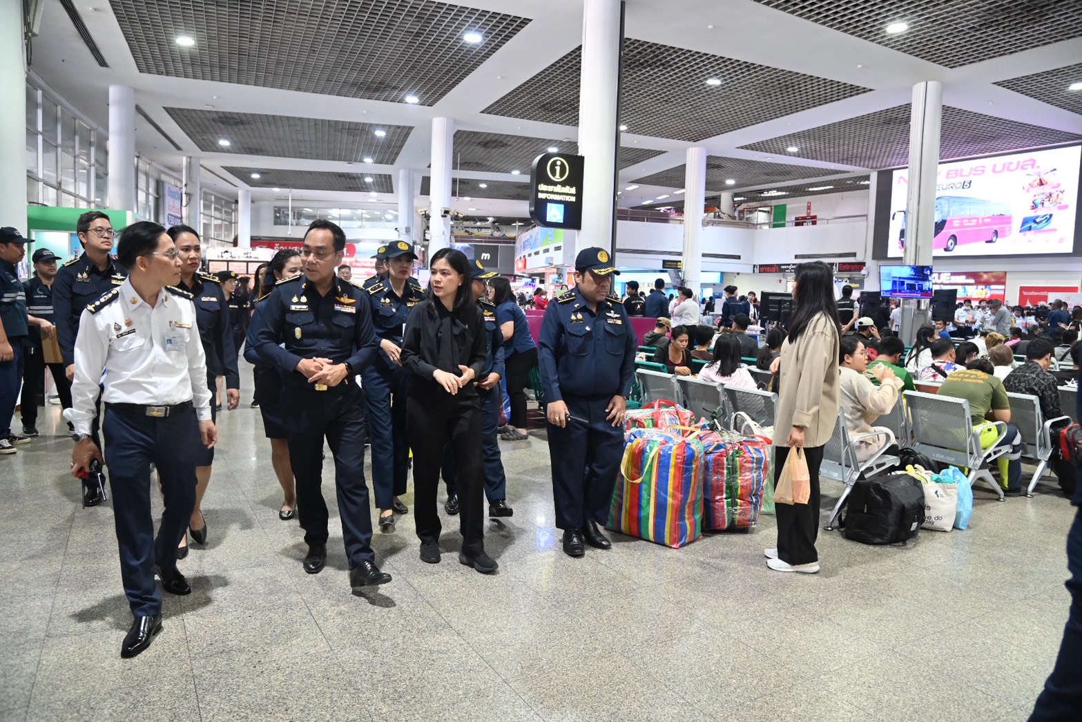 ข่าวที่ 58/2569 ‘พาณิชย์’ ปูพรมตรวจเข้มช่วงปีใหม่ ตรวจเครื่องชั่ง–หัวจ่ายน้ำมัน–ป้ายราคา ครอบคลุมสนามบิน สถานีขนส่ง และจุดพักรถเส้นทางหลักเดินทาง สร้างความเชื่อมั่นประชาชน (26 ธันวาคม 2568)