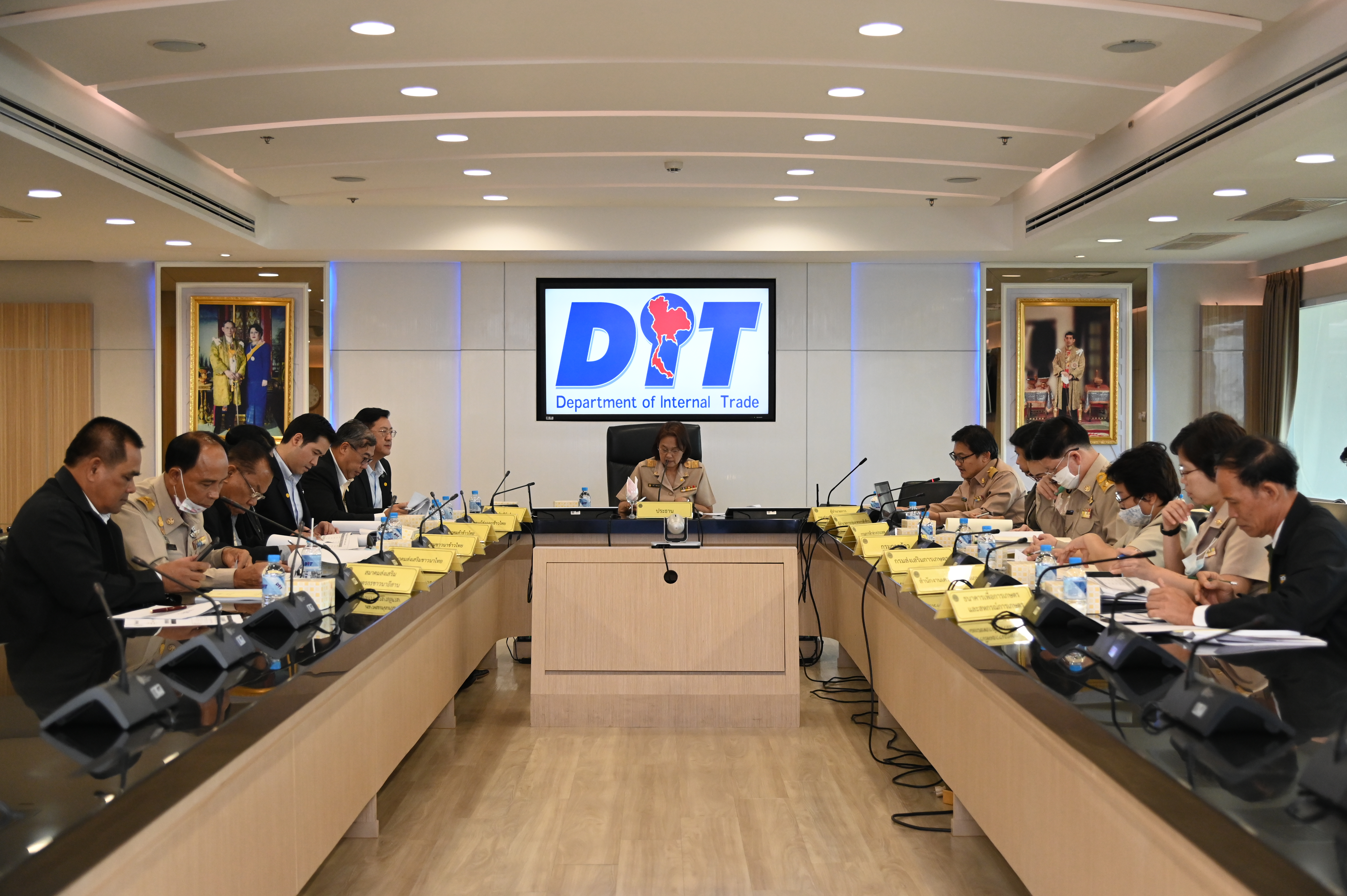 การประชุมคณะอนุกรรมการกำกับดูแลและกำหนดเกณฑ์กลางอ้างอิง โครงการประกันรายได้เกษตรกรผู้ปลูกข้าว ครั้งที่ 24/2563