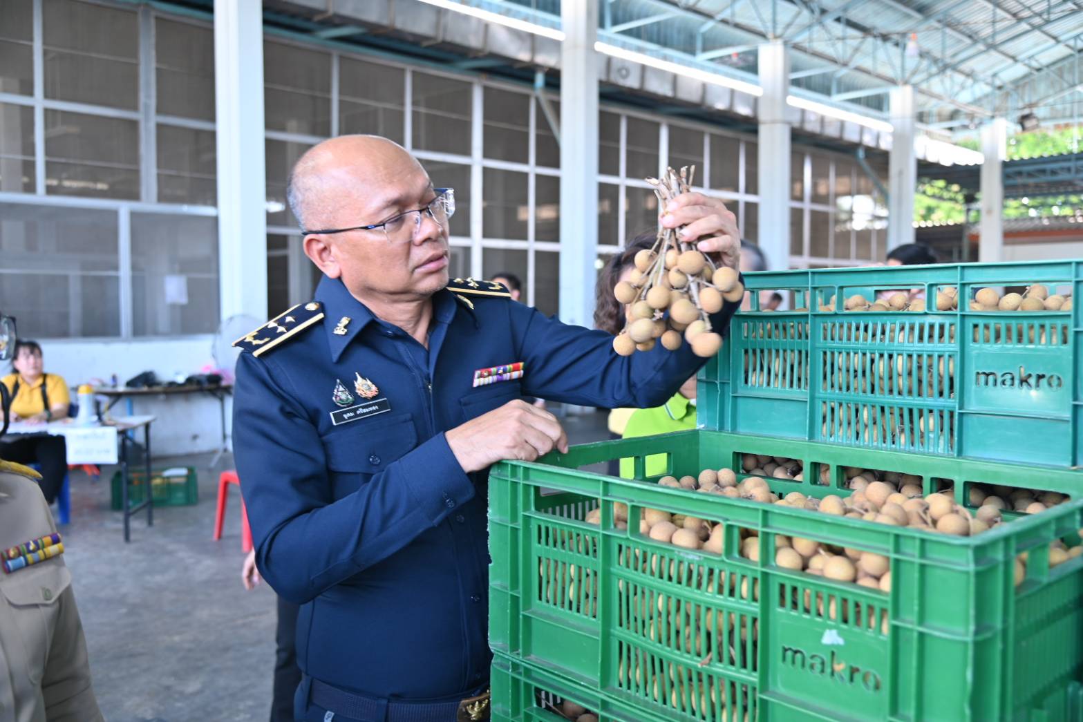 กรมการค้าภายใน จัดชุด ‘สายตรวจ DIT’ 8 จังหวัดภาคเหนือ รับรองมาตรฐาน “เครื่องคัดขนาดลำไย” 