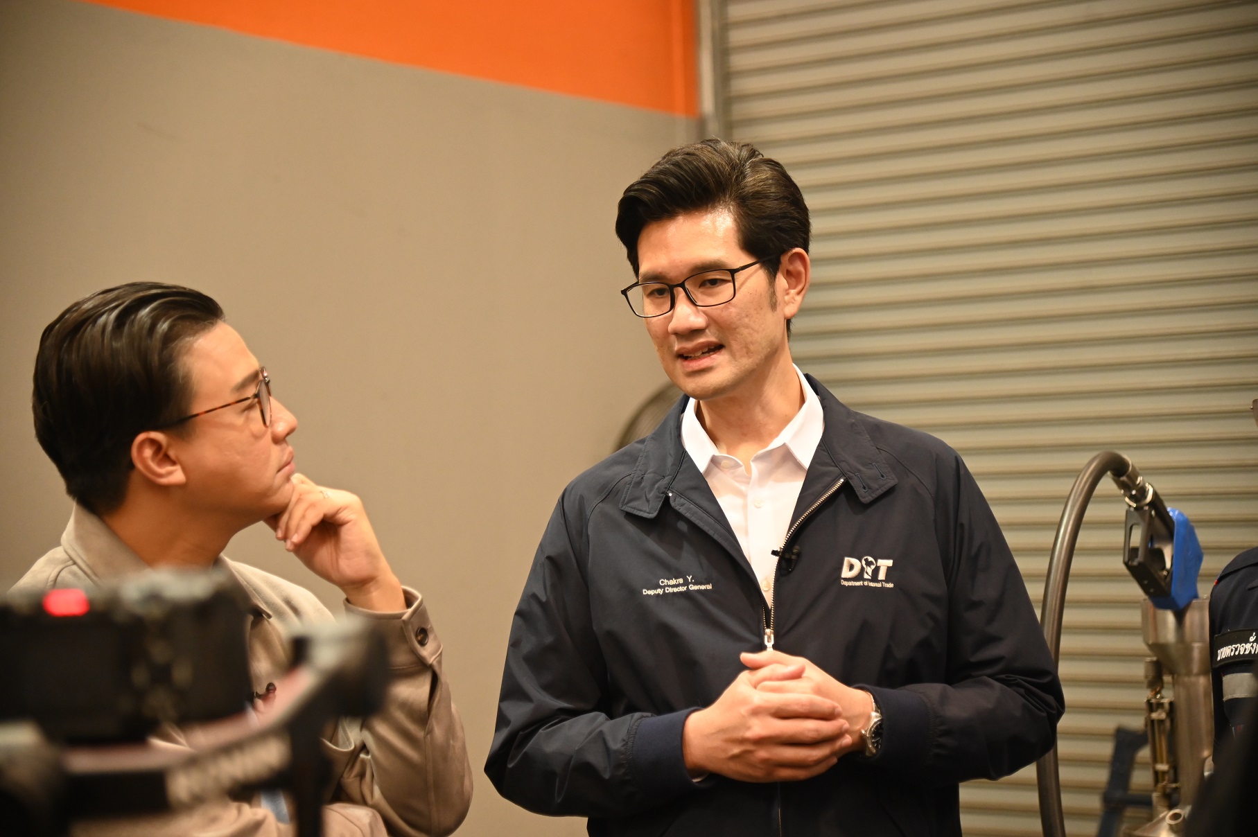 กรมการค้าภายในร่วมรายการ "แบไต๋" เรื่องน้ำมันเต็มลิตร