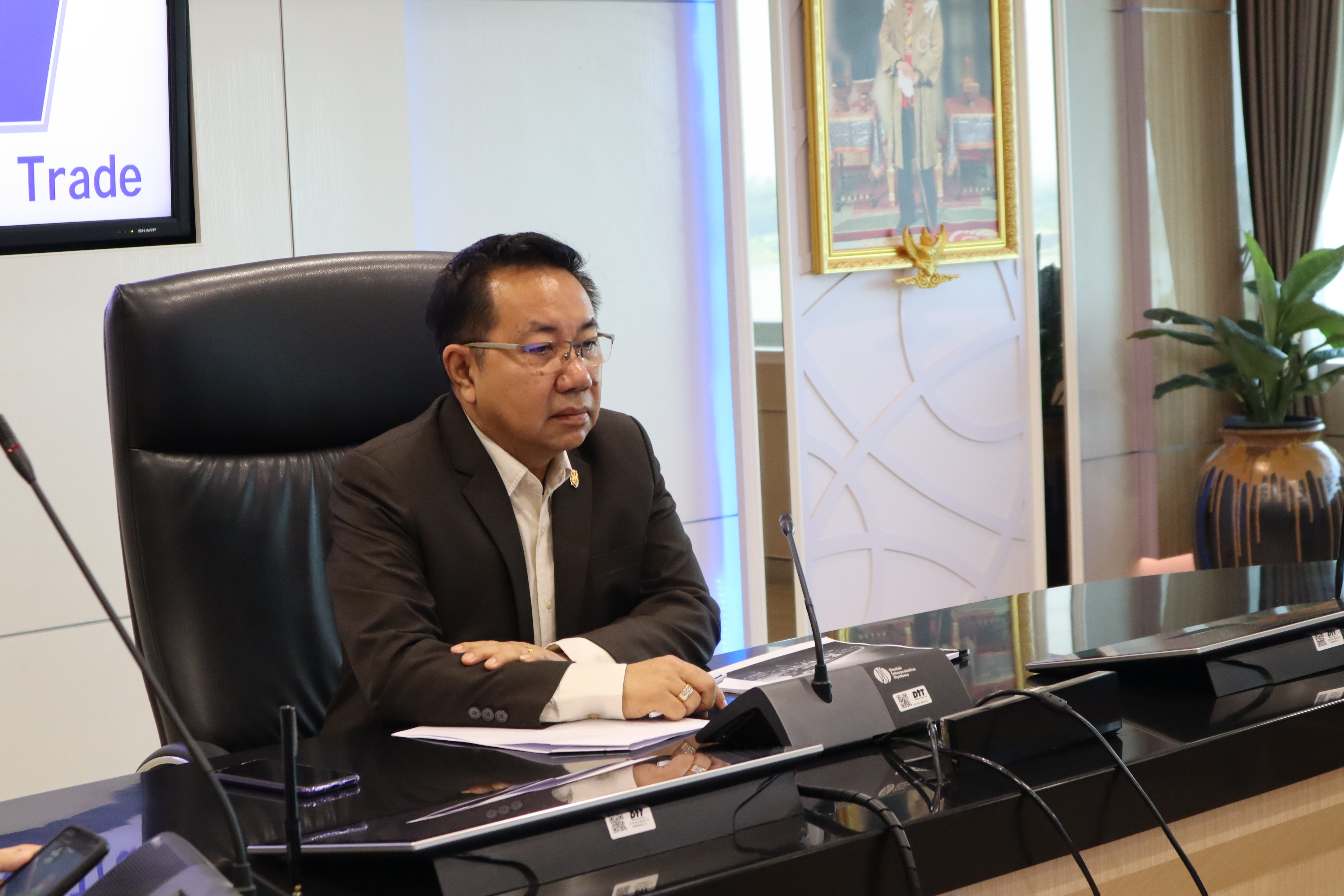 รองอธิบดีประชุมบัตรฟลีทการ์ดพร้อมศูนย์และสำนักงานสาขาชั่งตวงวัด ผ่าน Video Conference