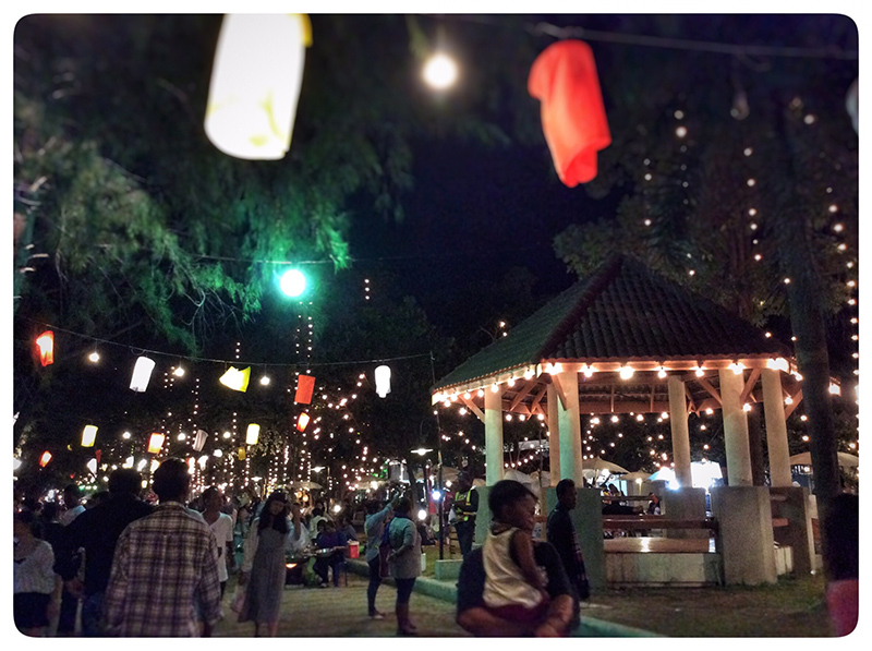 45587_บริวเวณตลาด.JPG