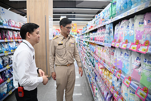 พาณิชย์สำรวจราคาสินค้า พบห้างจัดโปรฯ ลดราคาต่อเนื่อง สินค้ามีเพียงพอ