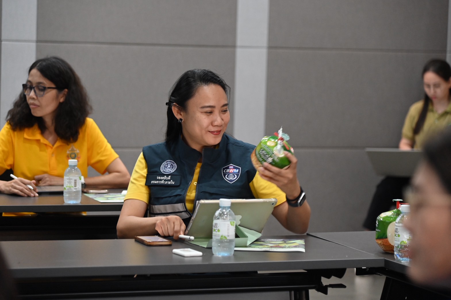 กรมการค้าภายใน หนุน บจ. เค เฟรช เพิ่มมูลค่ามะพร้าวน้ำหอมไทยผ่านนวัตกรรม