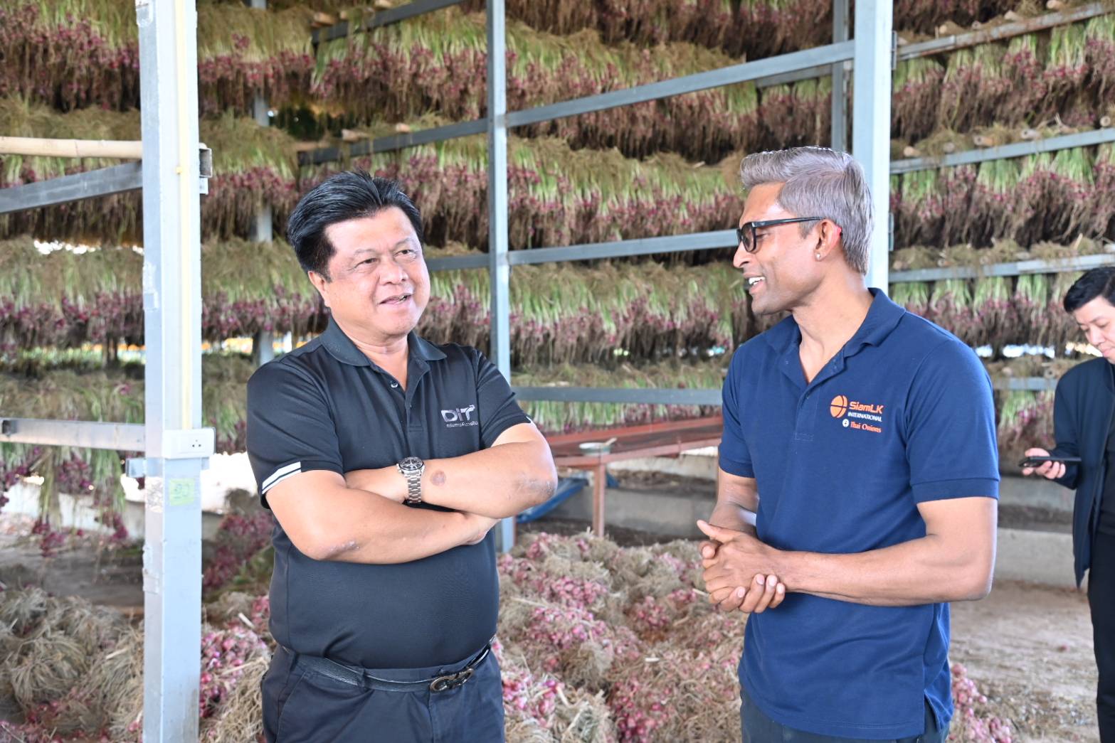 DIT ลงพื้นที่ จ.ศรีสะเกษ เชื่อมโยงซื้อขายหอมแดง ผ่านตลาดข้อตกลงโดยใช้สัญญาข้อตกลงมาตรฐาน ของกรมการค้าภายใน