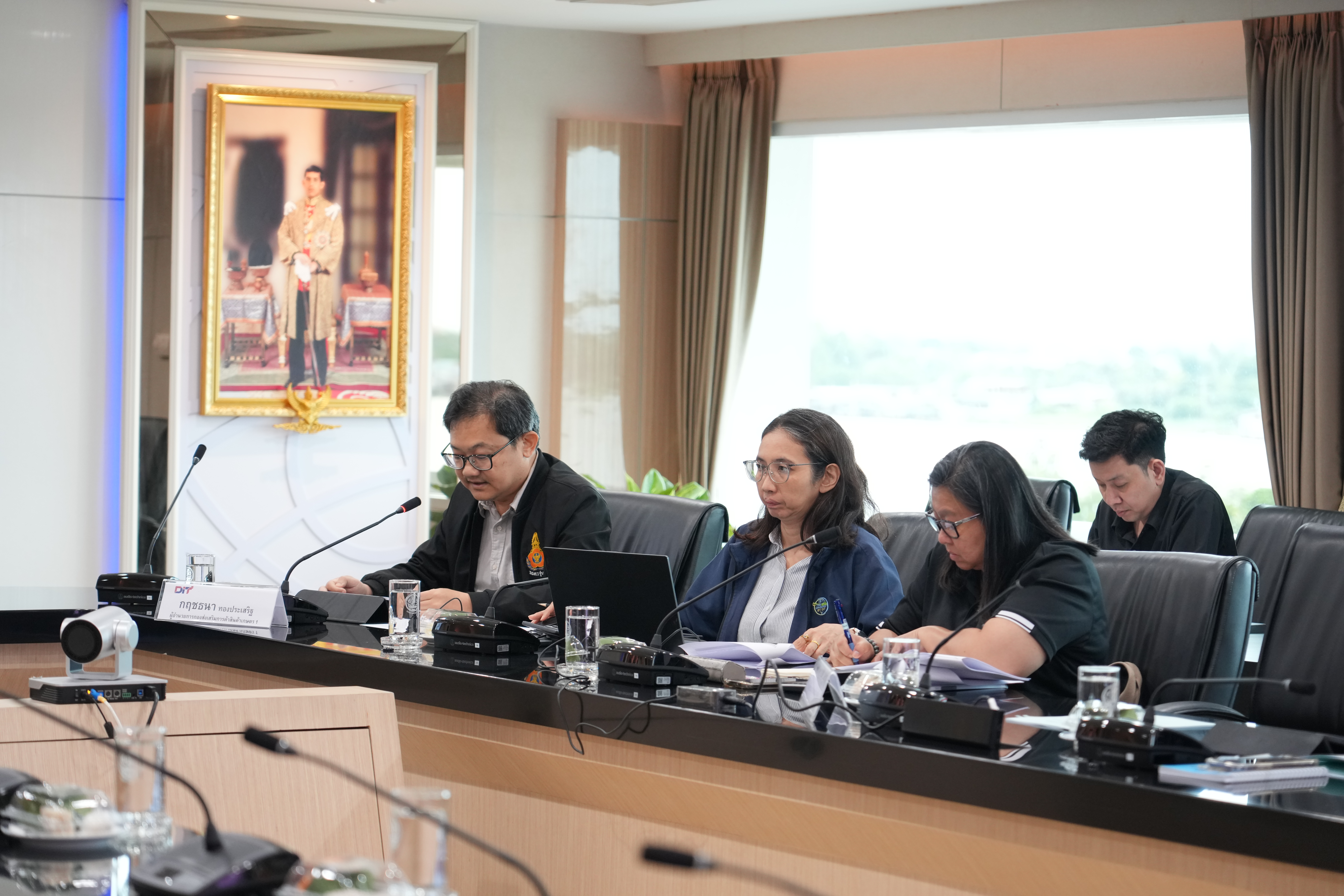 ข่าวเลขที่ 205/2569 กรมการค้าภายใน เดินหน้าบริหารปาล์ม หนุนรายได้เกษตรกร ราคาดีต่อเนื่องกว่า 25 สัปดาห์ ดันใช้น้ำมันปาล์มภาคพลังงาน พร้อมบริหารสต๊อกให้สมดุล (20 สิงหาคม 2569)