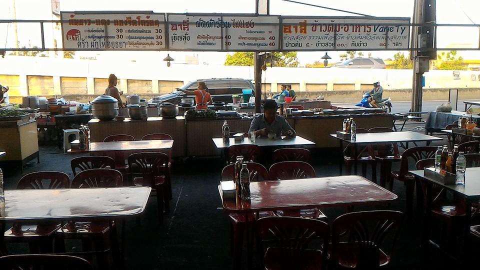 22611_ศูนย์อาหารของตลาด.jpg