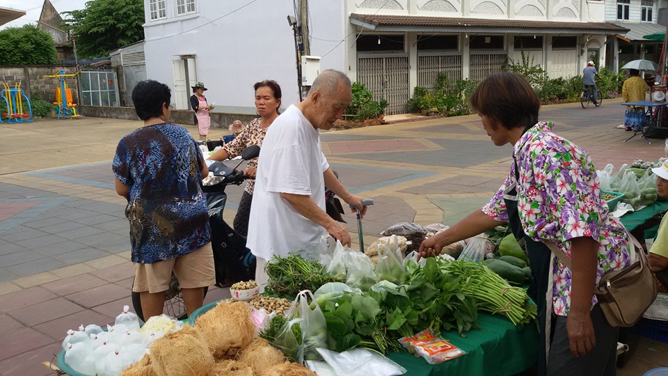 21637_แผงค้า ผัก.jpg