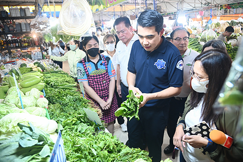 ติดตามสถานการณ์ราคาสินค้า อาหารสดและสินค้าอุปโภคบริโภค พบราคาปรับลดลง กระตุ้นการจับจ่ายใช้สอย