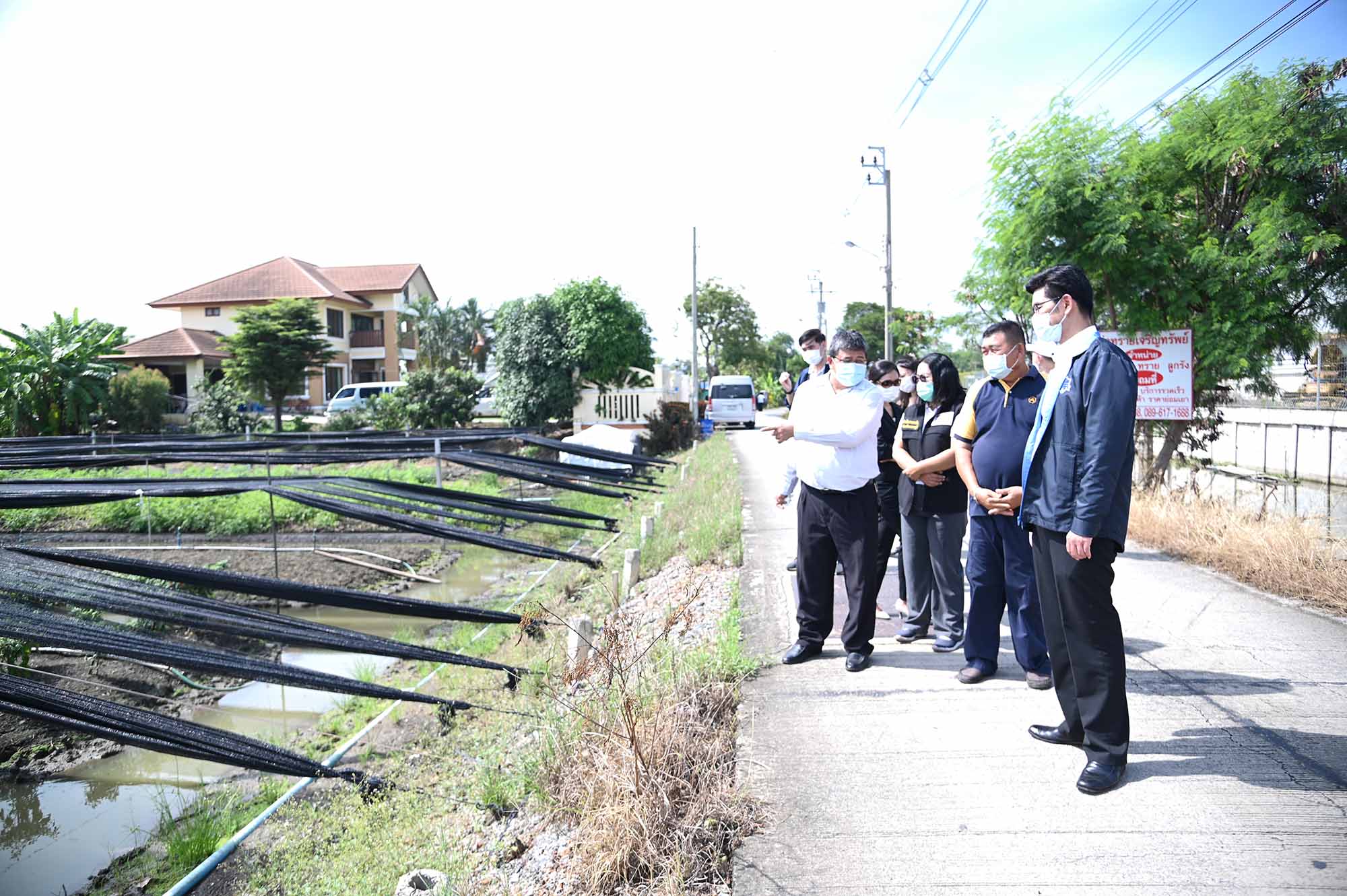 พาณิชย์ลงพื้นที่ติดตามสถานการณ์สินค้าปุ๋ยเคมี