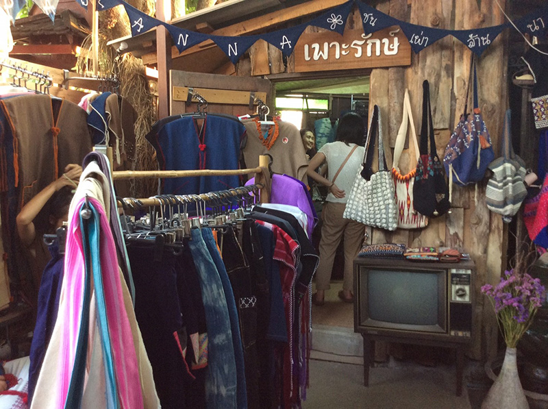 45441_ร้านขายผ้าทอ 3.jpg