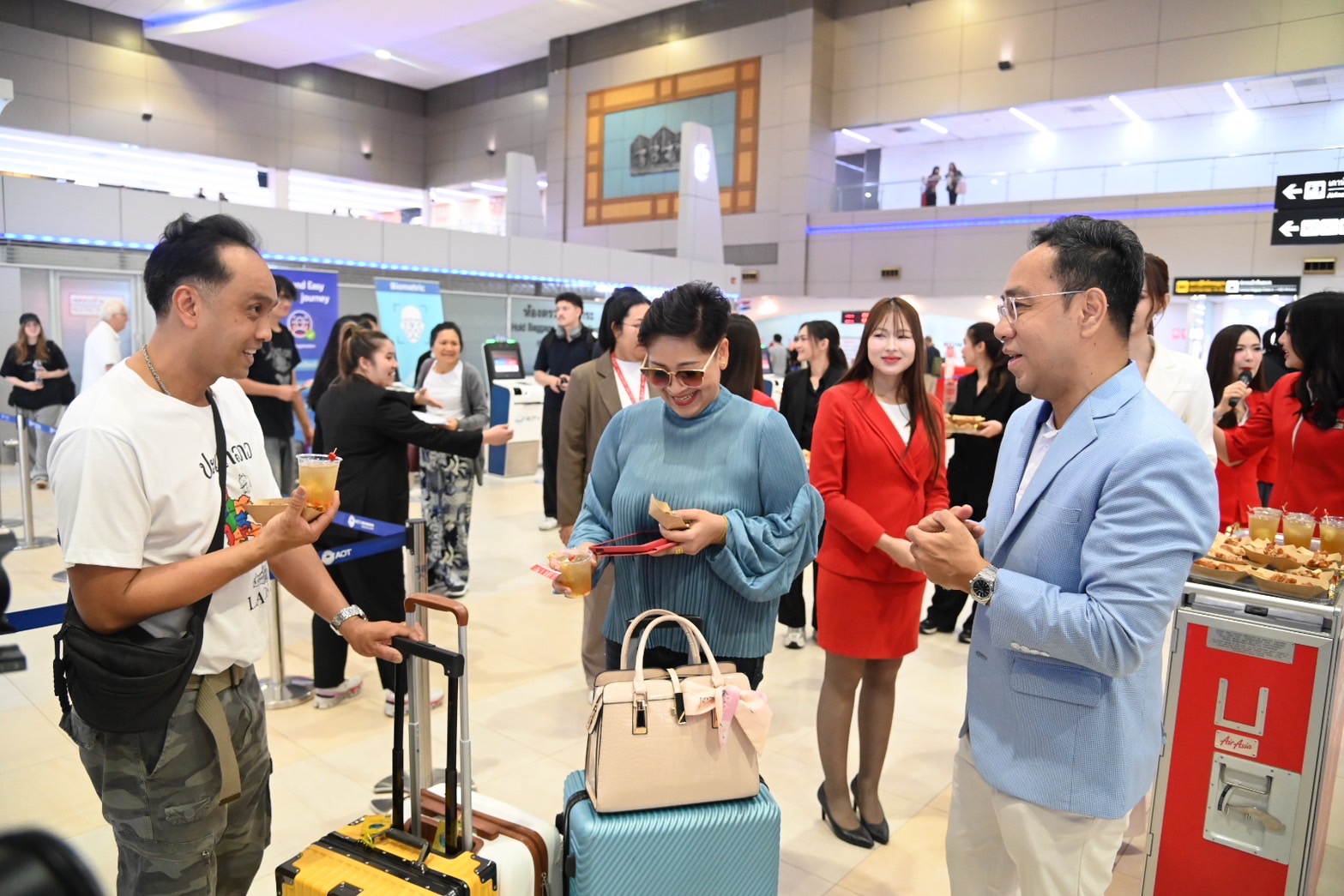 กรมการค้าภายใน จับมือ ไทยแอร์เอเชีย เดินสายโปรโมตเมนูอาหารจากผลไม้เกษตรกรไทย เสิร์ฟบนเที่ยวบิน ย้ำ เพียงสั่งเท่ากับช่วยเกษตรกร