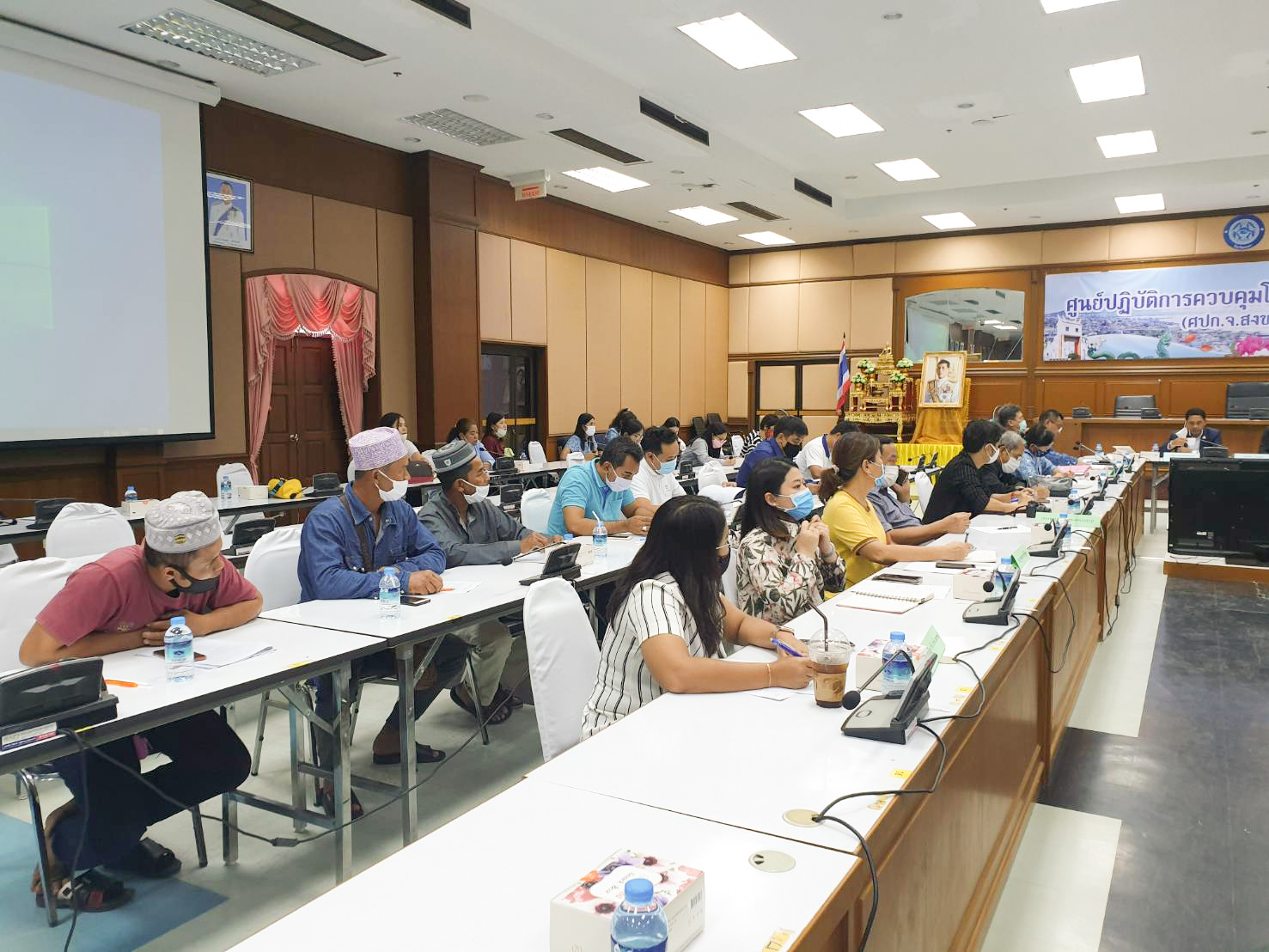 การประชุมร่วมกับผู้เกี่ยวข้องในการรับซื้อปลากะพงจากเกษตรกรจังหวัดสงขลา