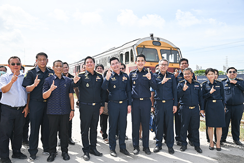 พาณิชย์ตรวจเยี่ยมการส่งออกทุเรียนทางรถไฟ (มาบตาพุด-คุณหมิง)