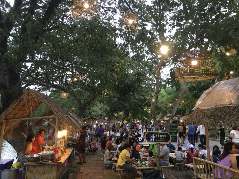 67748_บรรยากาศยามค่ำคืน.jpg