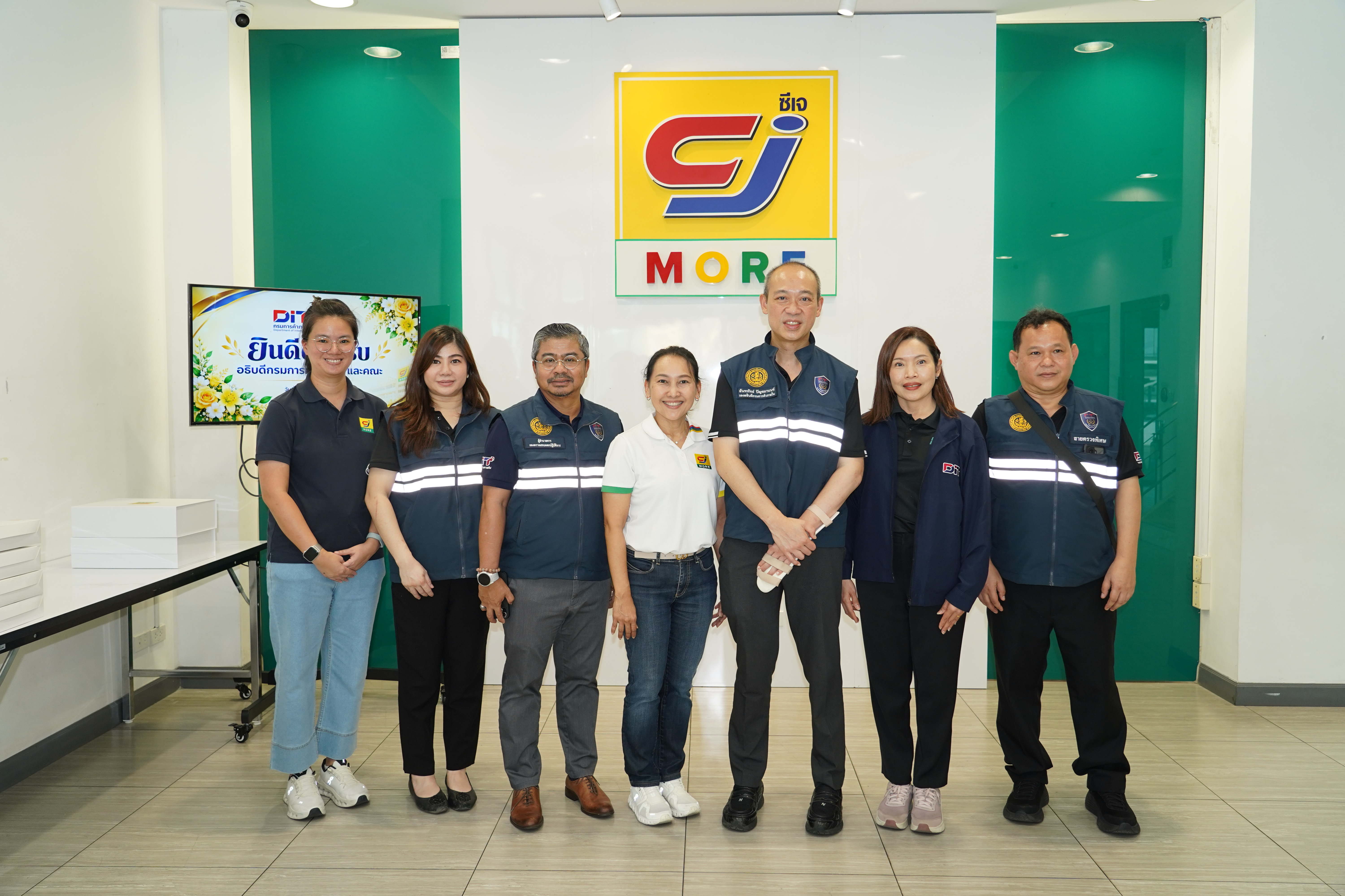 “กรมการค้าภายใน” ตรวจสต๊อกห้างค้าปลีกค้าส่งรายใหญ่
