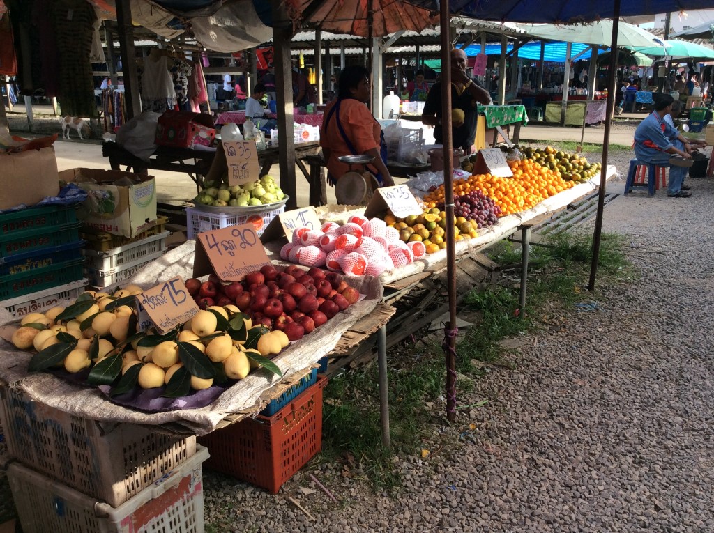 21658_แผง ผลไม้.jpg